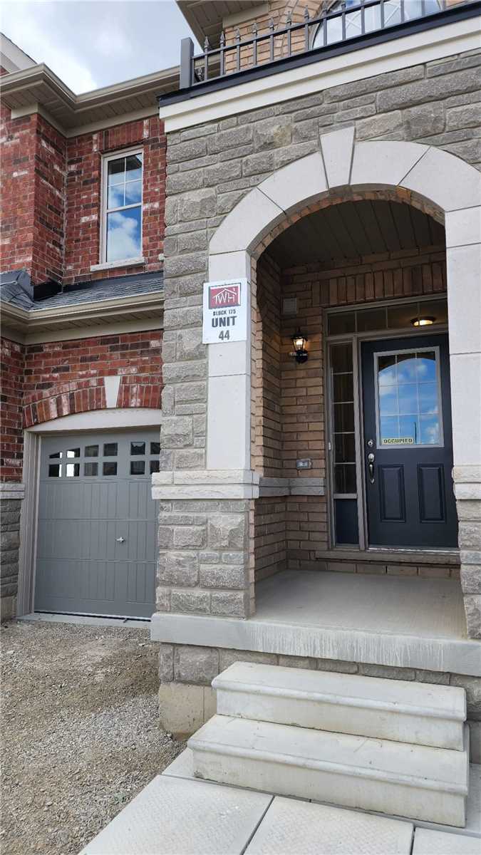 3 Donald Stewart Rd, Brampton, ON - Freehold Townhouse | HouseSigma