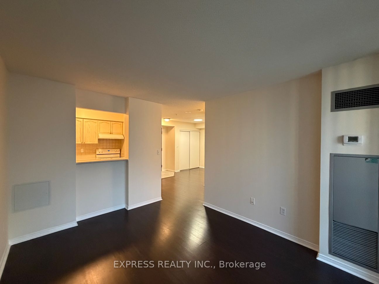 Unit 1005 - 29 Pemberton Avenue, North York 2