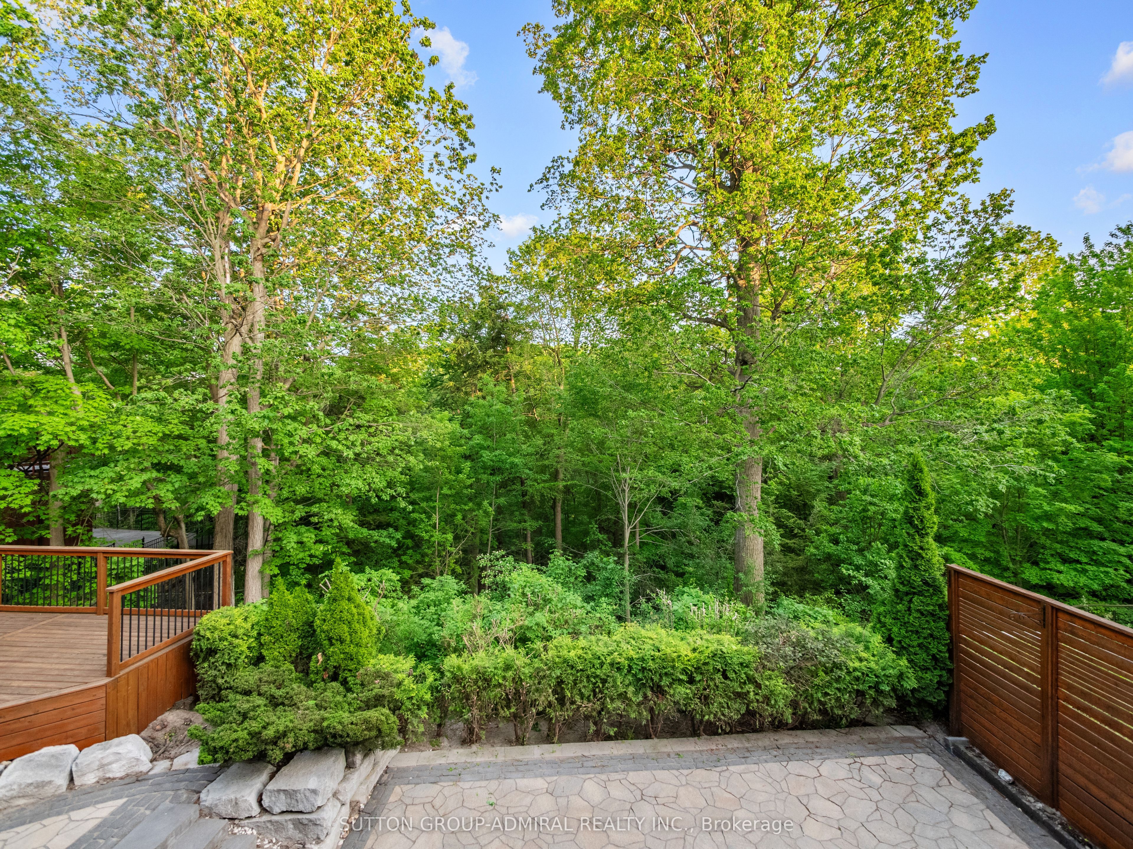 35 Wentworth Avenue, North York 2