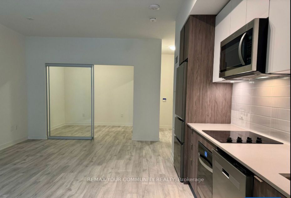 Unit 102 SE - 60 Princess Avenue, Toronto 4