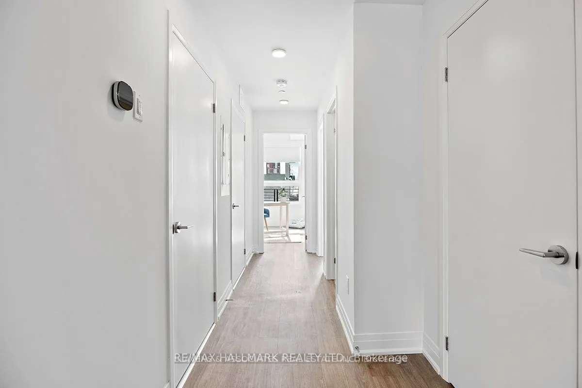 Unit 15 - 15 Brenthall Avenue, North York 5