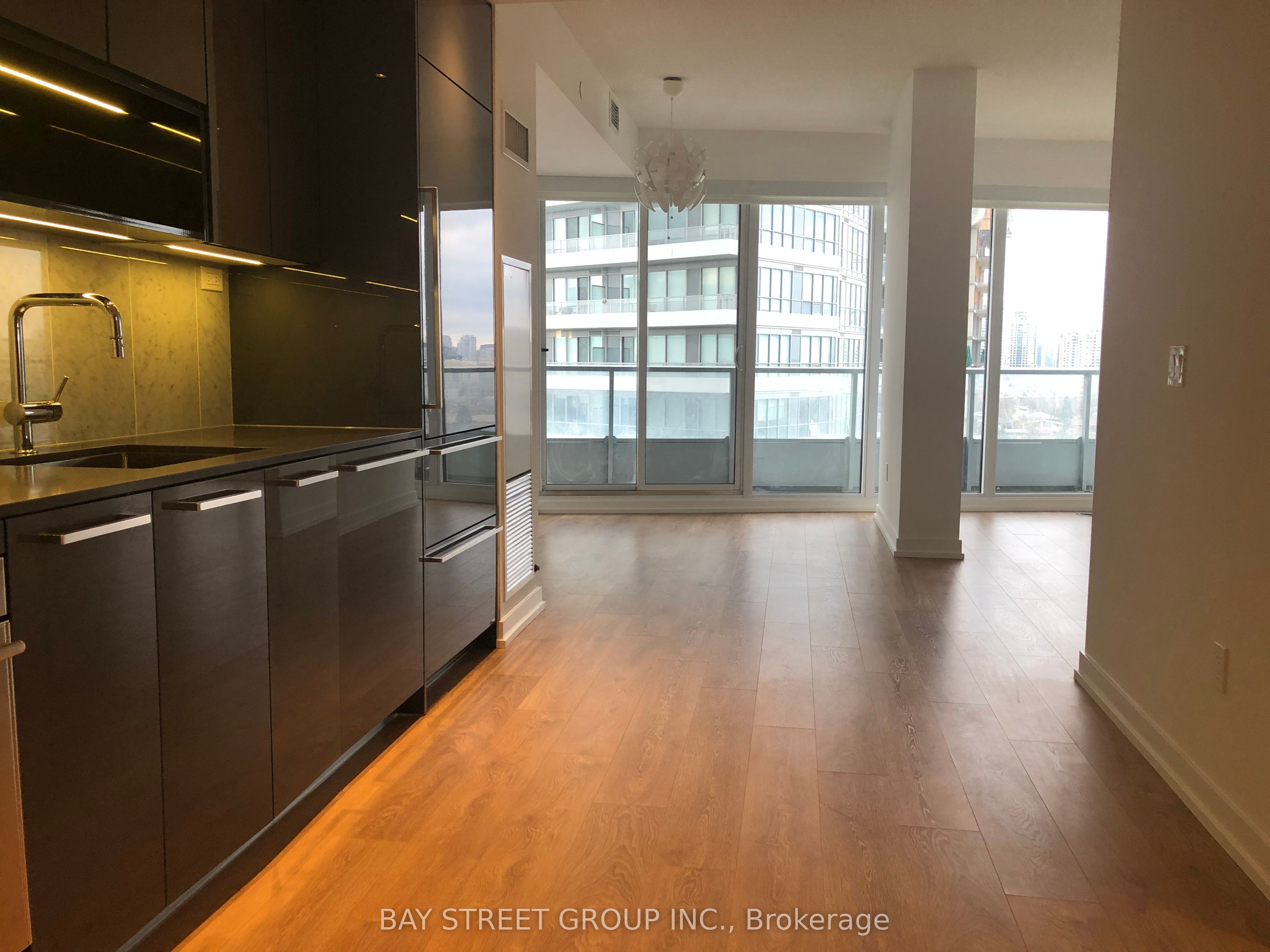 Unit 1808 - 117 Mcmahon Drive, North York 2