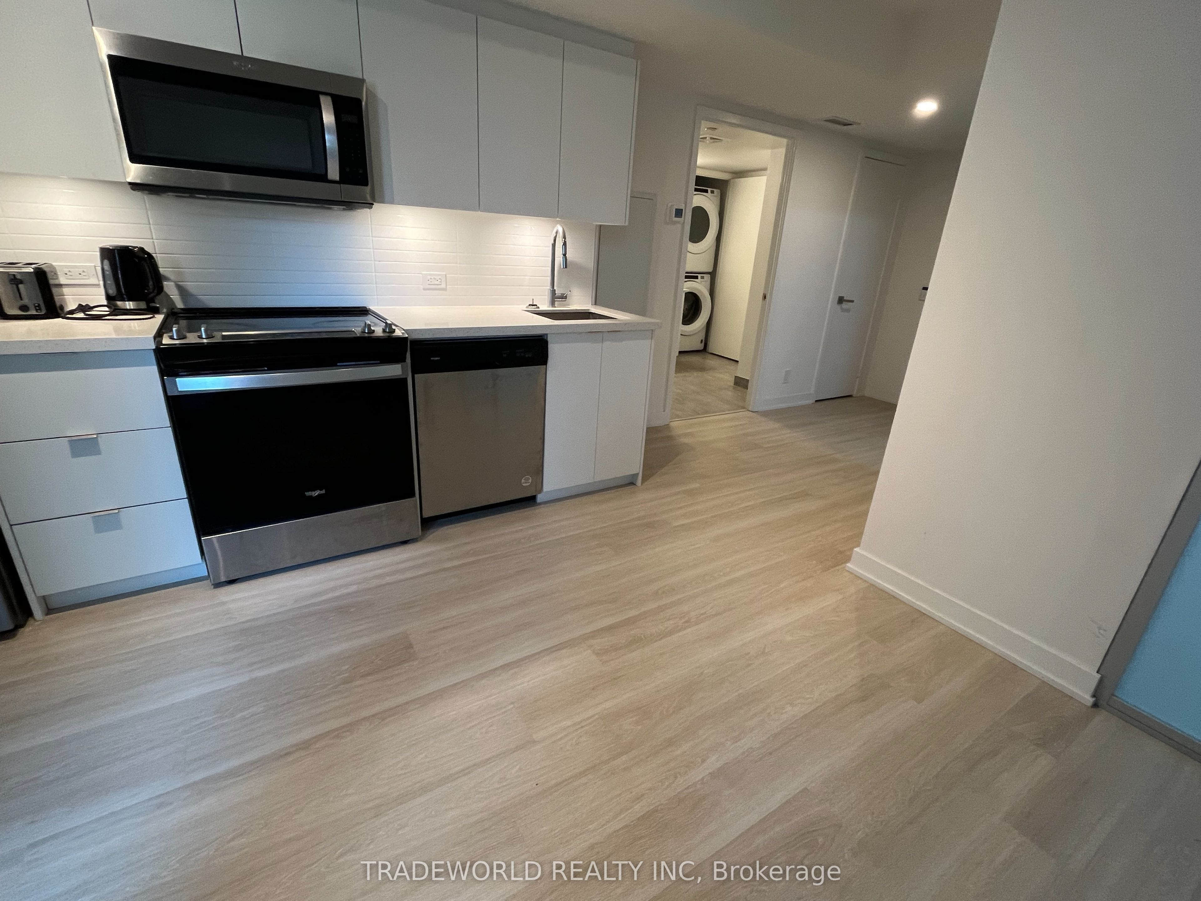 Unit 332 - 30 Tretti Way, North York 3