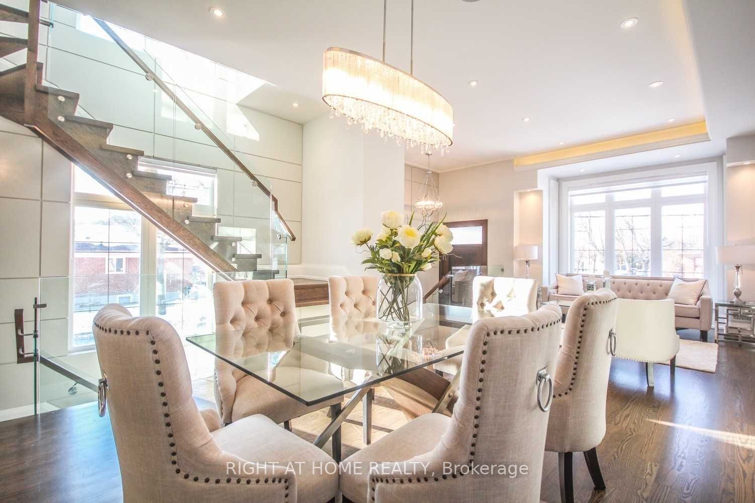 289 Connaught Avenue, North York 5