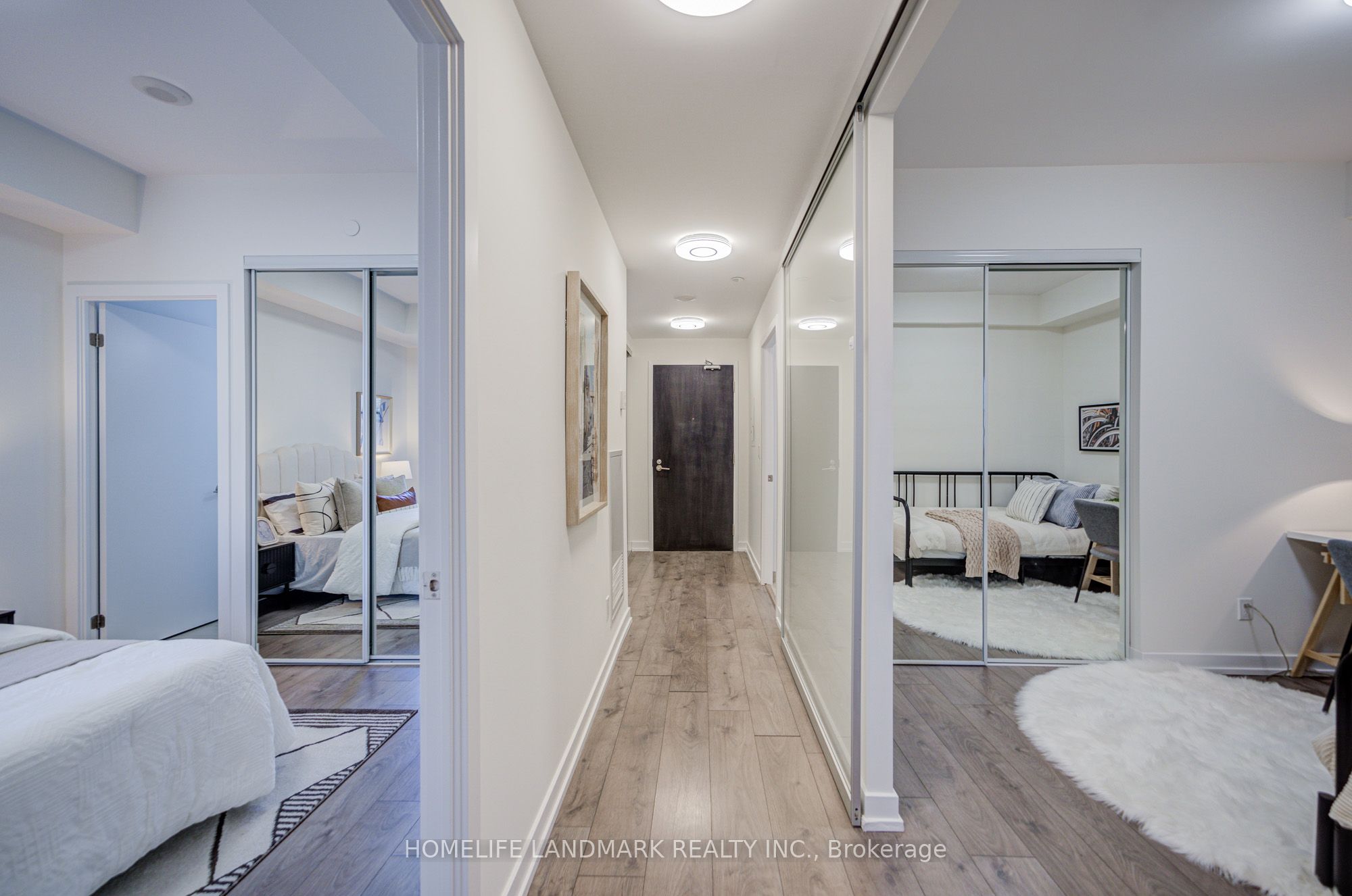 Unit 901 - 297 College Street, Toronto 3