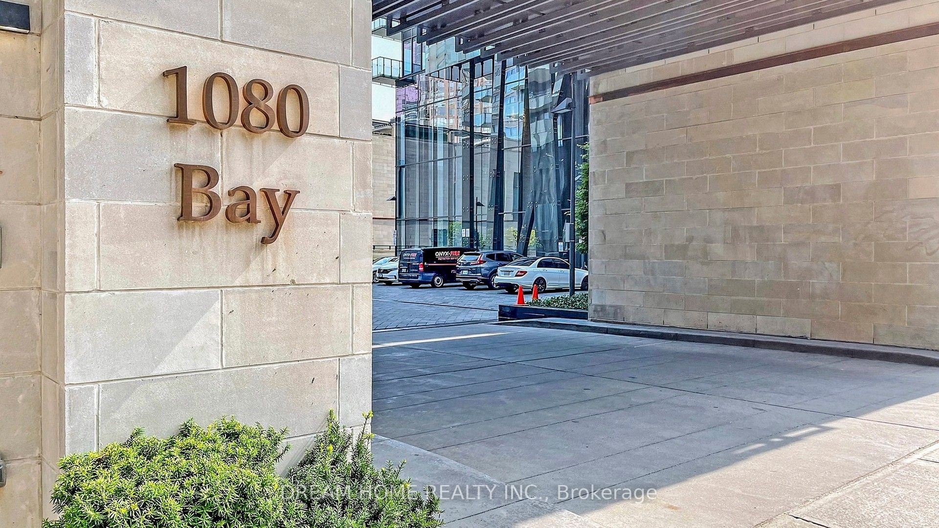 Unit 709 - 1080 Bay Street, Toronto 3