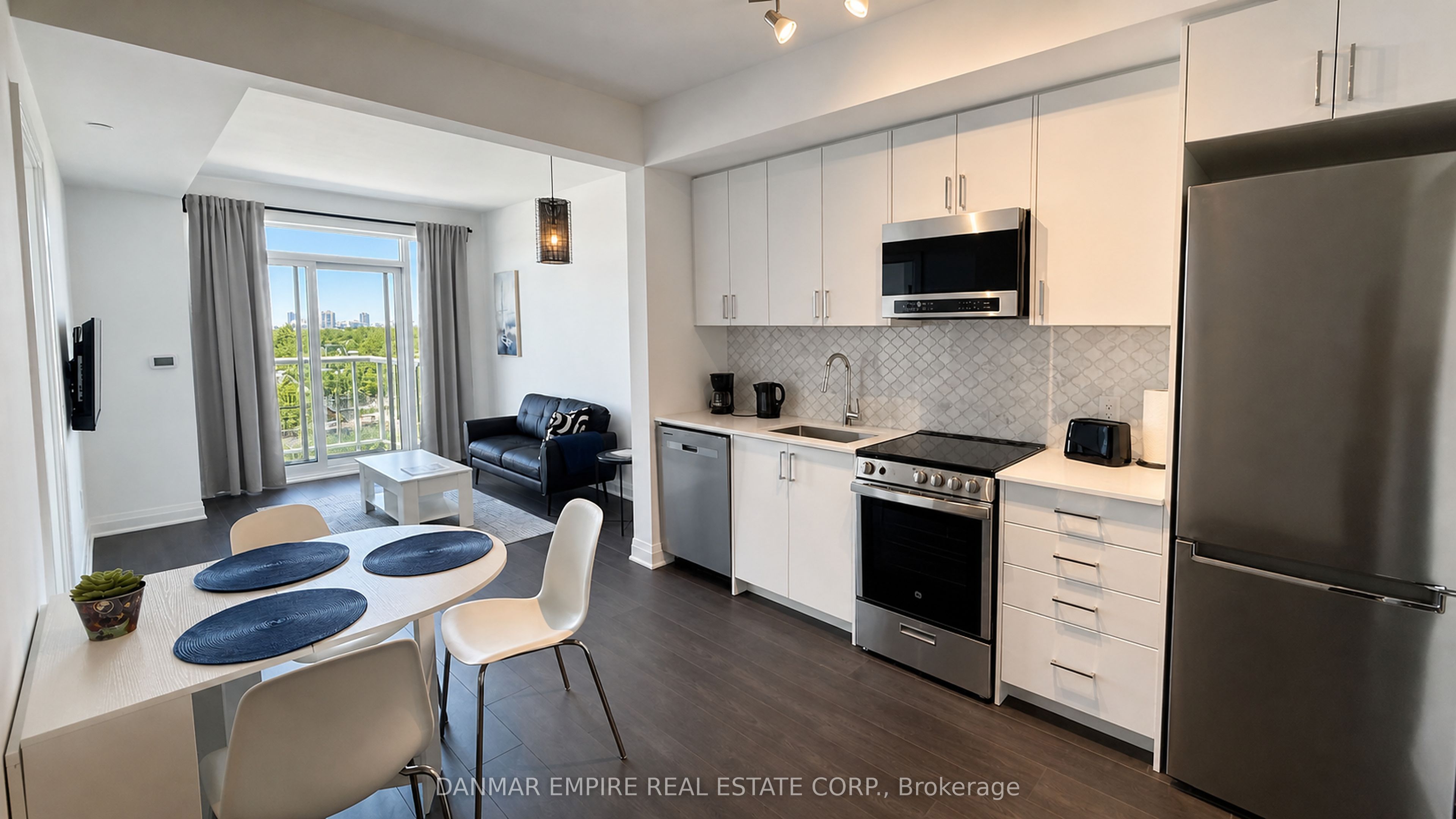 Unit 613 - 700 Sheppard Avenue W, North York 5
