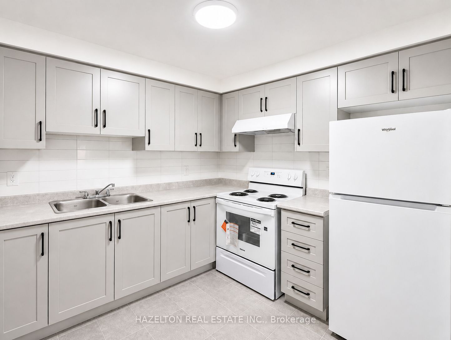 Unit 102 - 57 Parkwoods Village Drive, North York 4