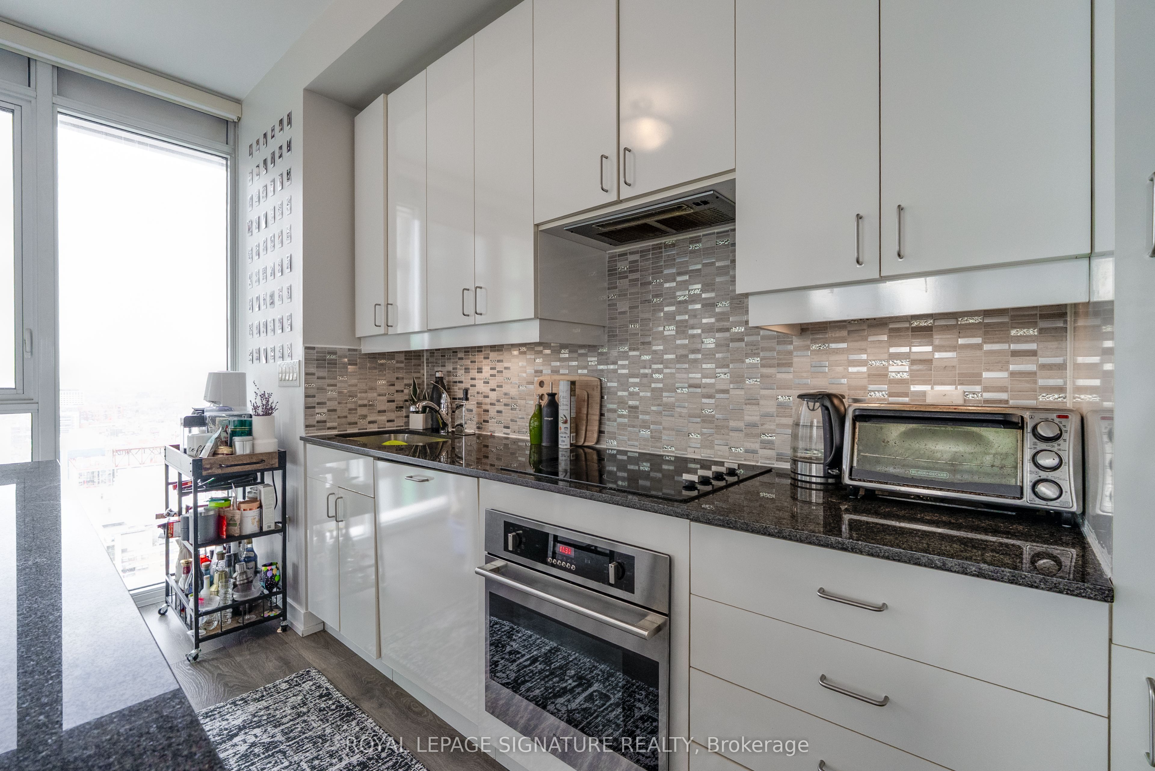 Unit 2503 - 426 University Avenue, Toronto 5