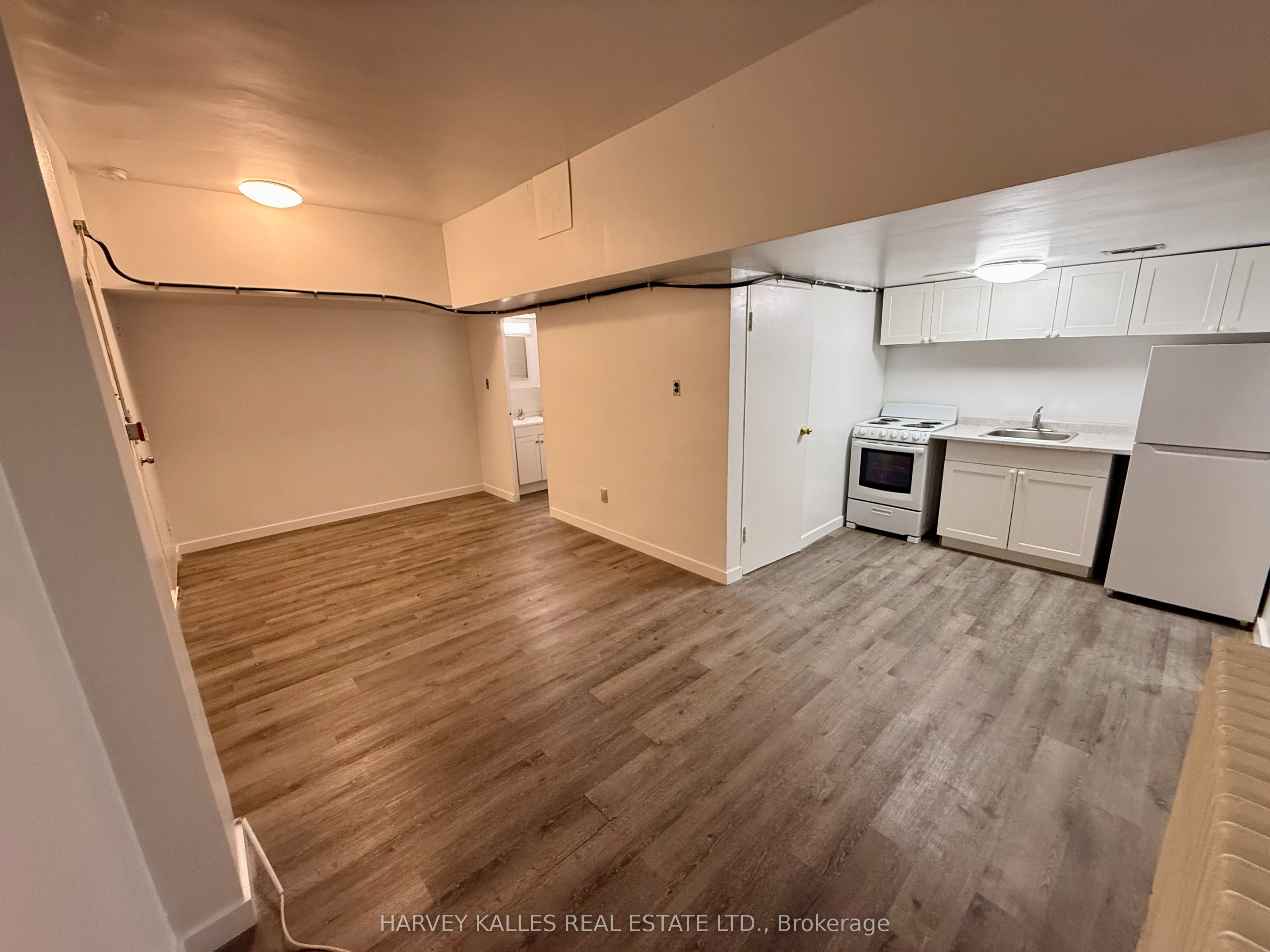 Unit B1 - 1582 Bathurst Street, Toronto 5
