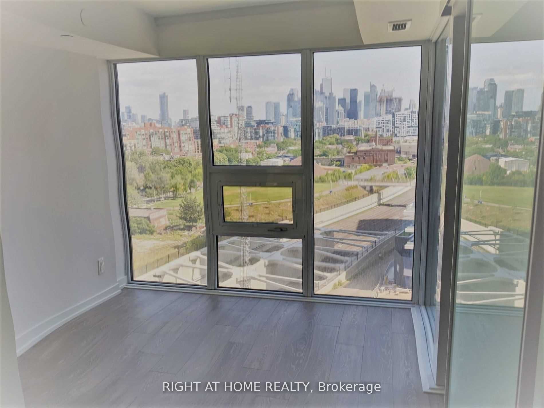 Unit 1021 - 19 Western Battery Road, Toronto 4