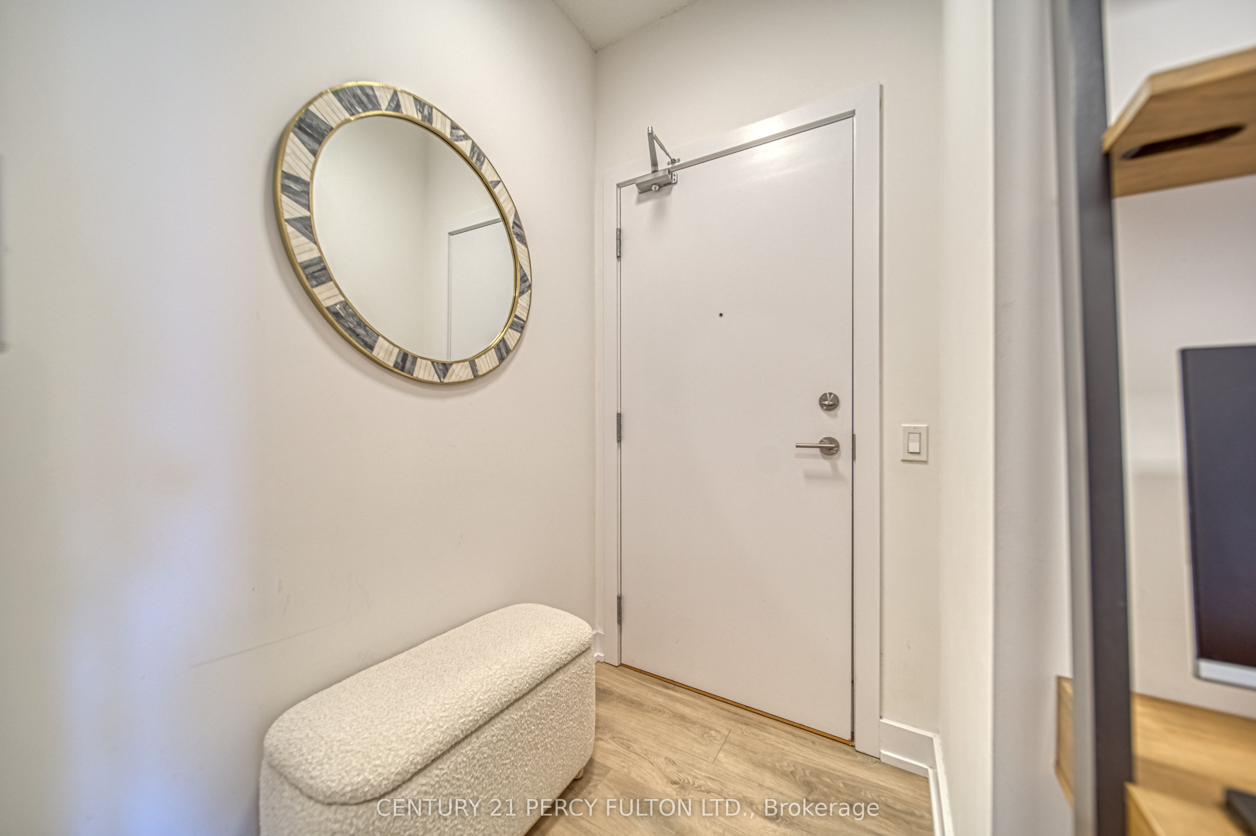 Unit 312 - 128 Fairview Mall Drive, North York 3