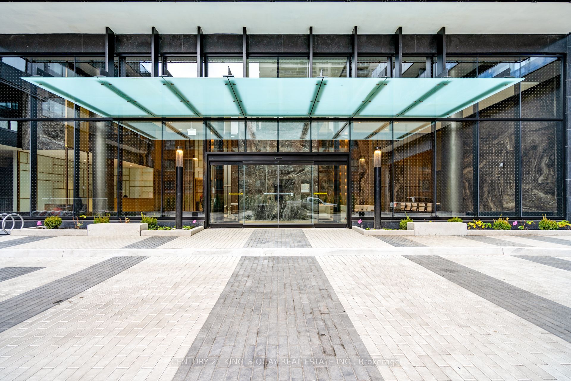 Unit 518 - 117 Broadway Avenue, Toronto 3