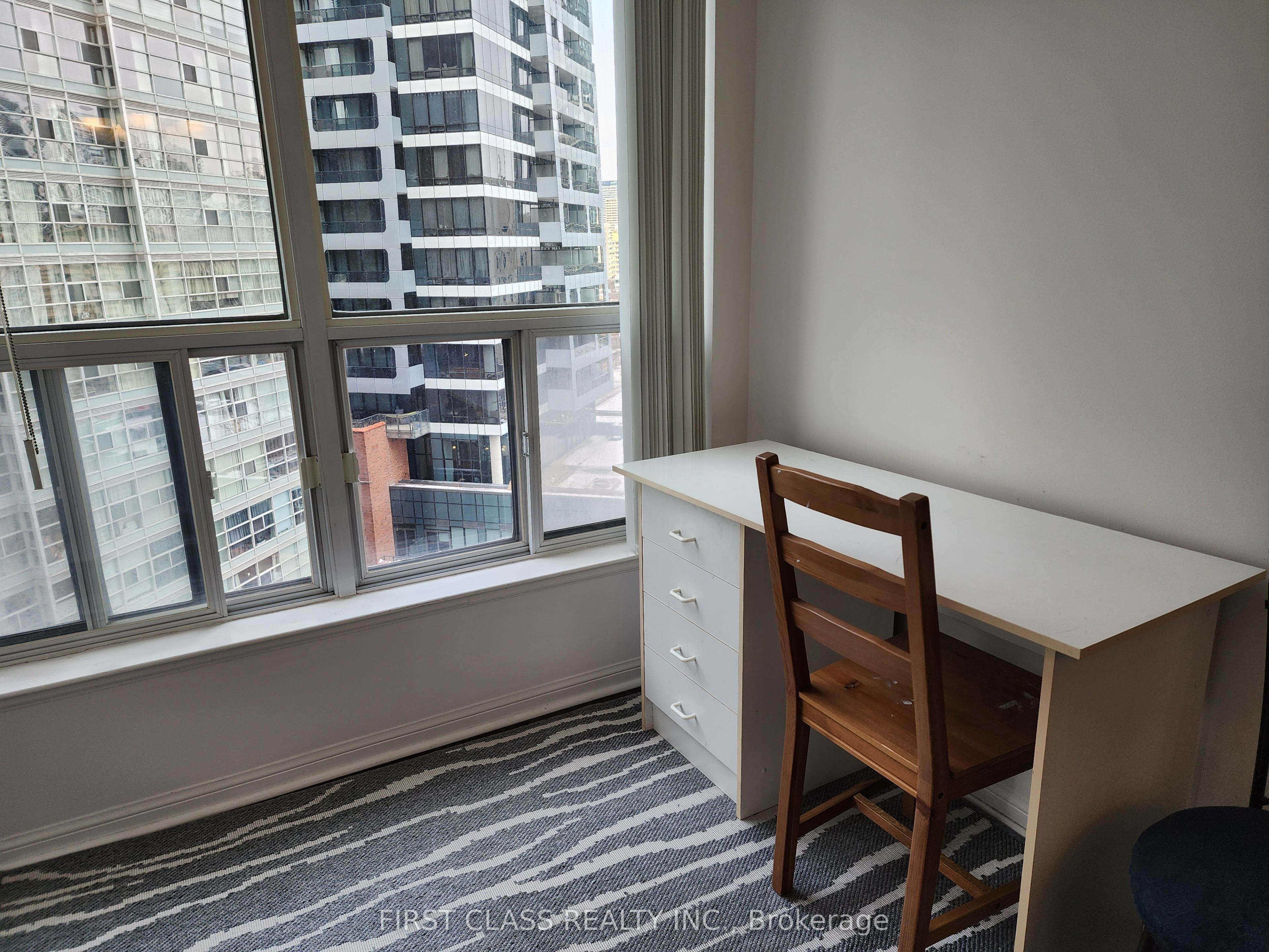 Unit 1306 - 24 Wellesley Street W, Toronto 5