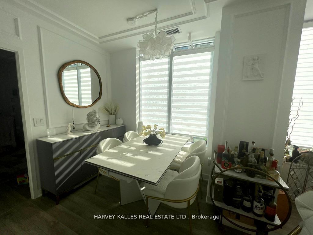 Unit 514 - 99 Broadway Avenue, Toronto 5