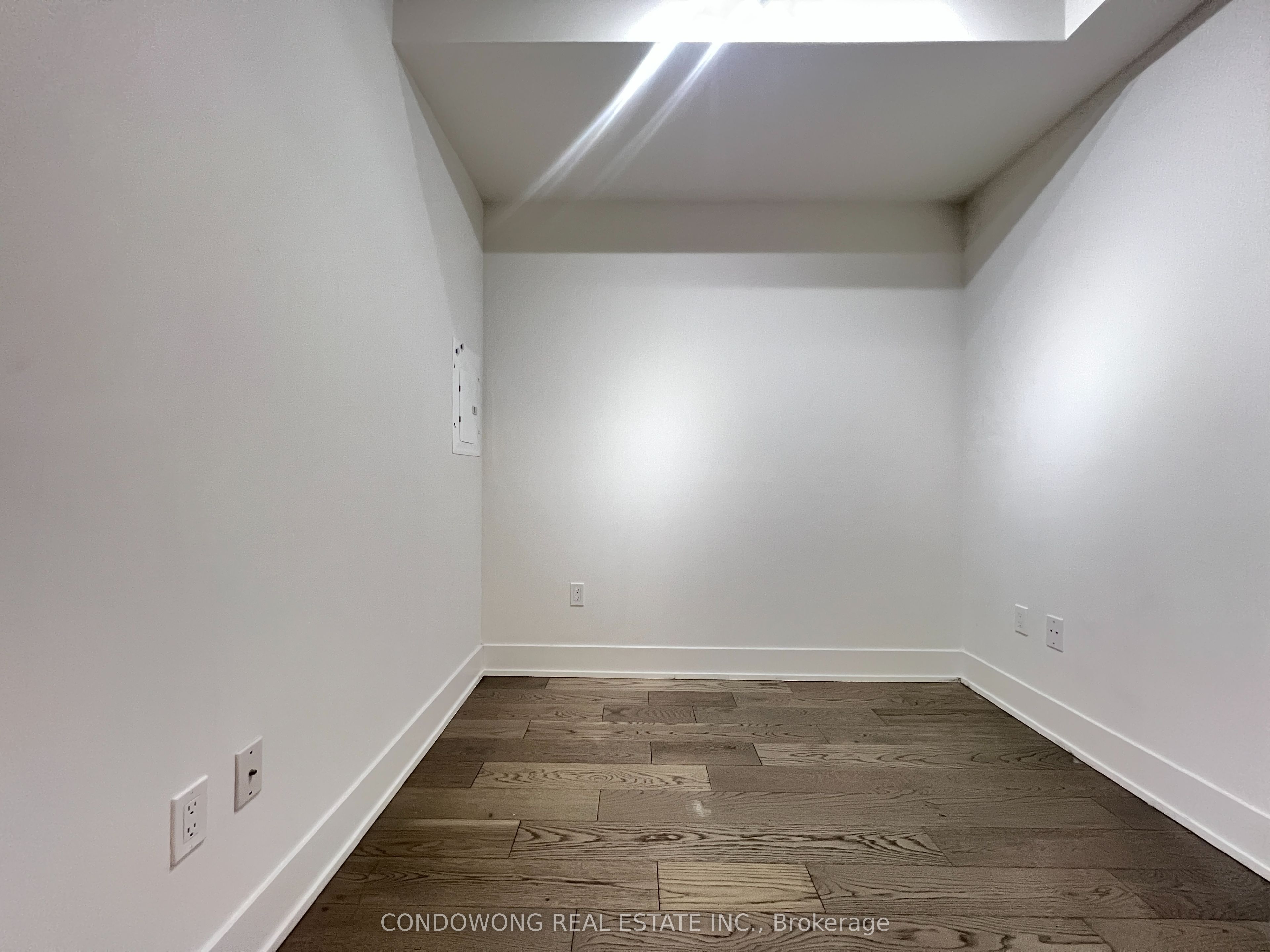 Unit 3801 - 1 Yorkville Avenue, Toronto 4
