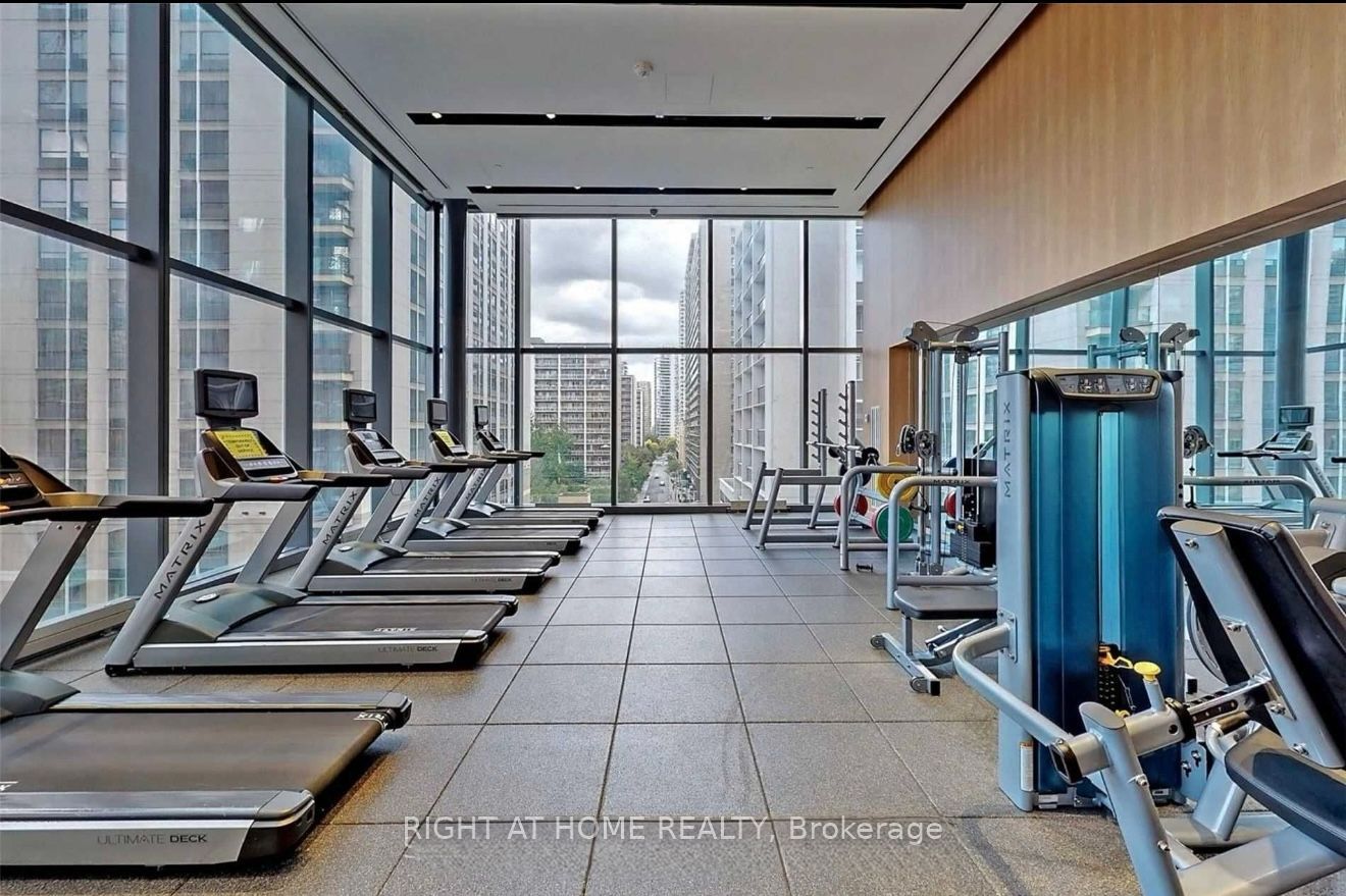 Unit 6 - 7 Grenville Street, Toronto 2