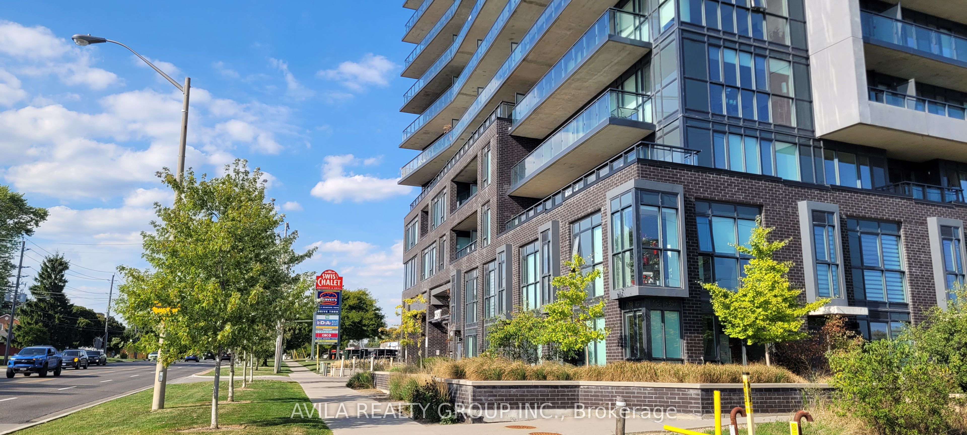 Unit 1108 - 3237 Bayview Avenue, North York 4