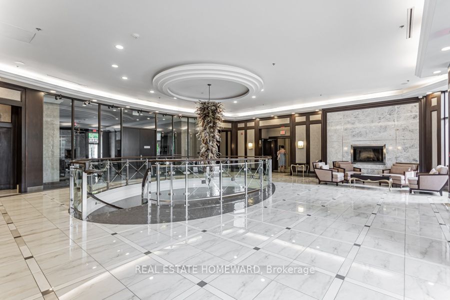 Unit 402 - 133 Wynford Drive, North York 2