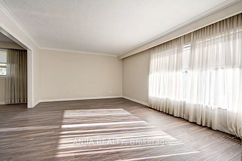 Unit Upper - 80 Alamosa Drive, North York 4