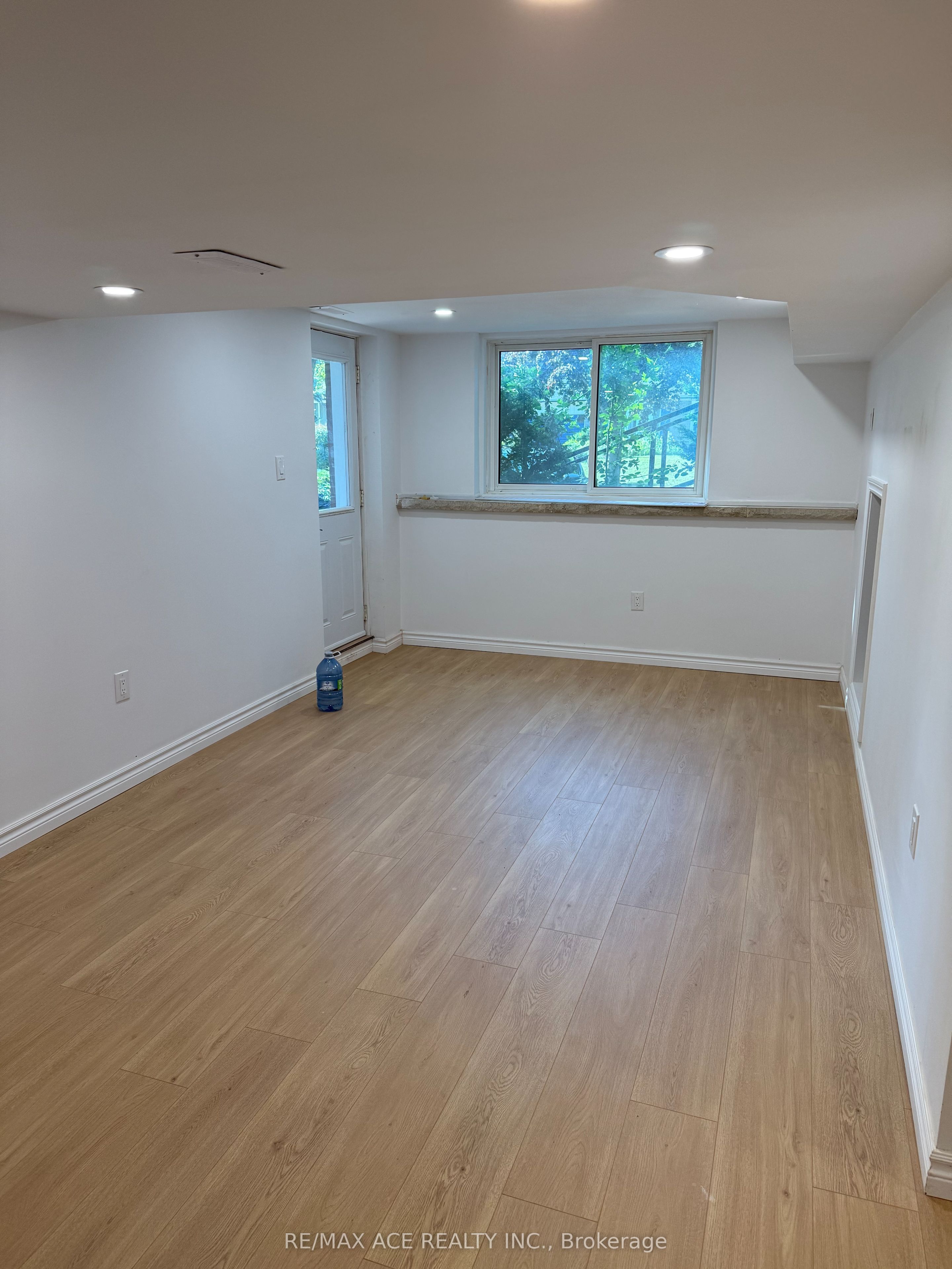 Unit Bsmt - 104 Rameau Drive, North York 4