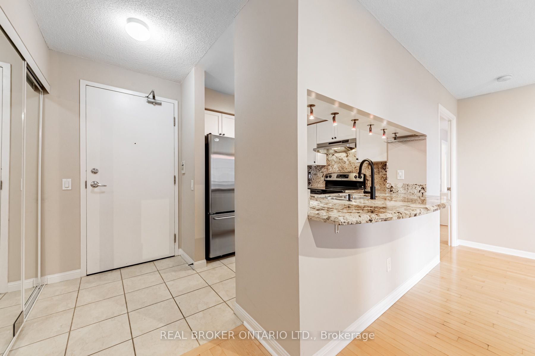 Unit 2011 - 153 Beecroft Road, North York 2