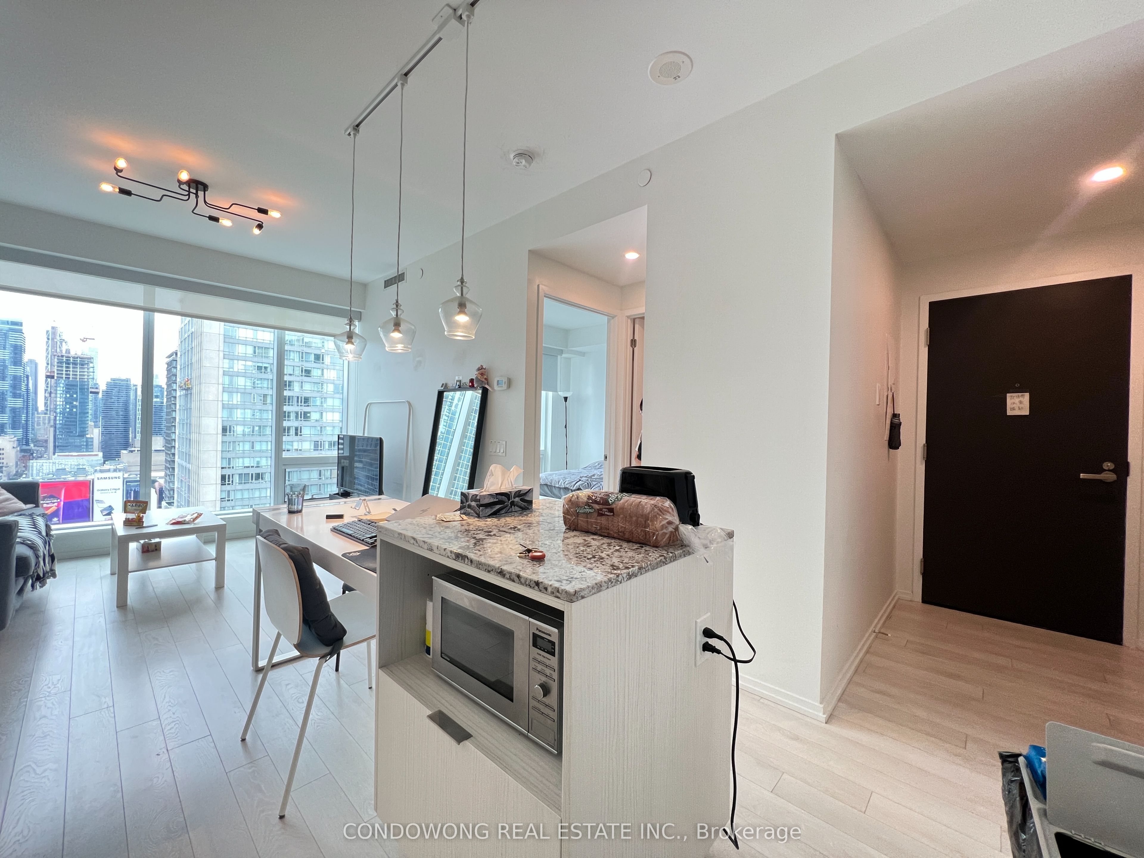 Unit 2501 - 197 Yonge Street, Toronto 3