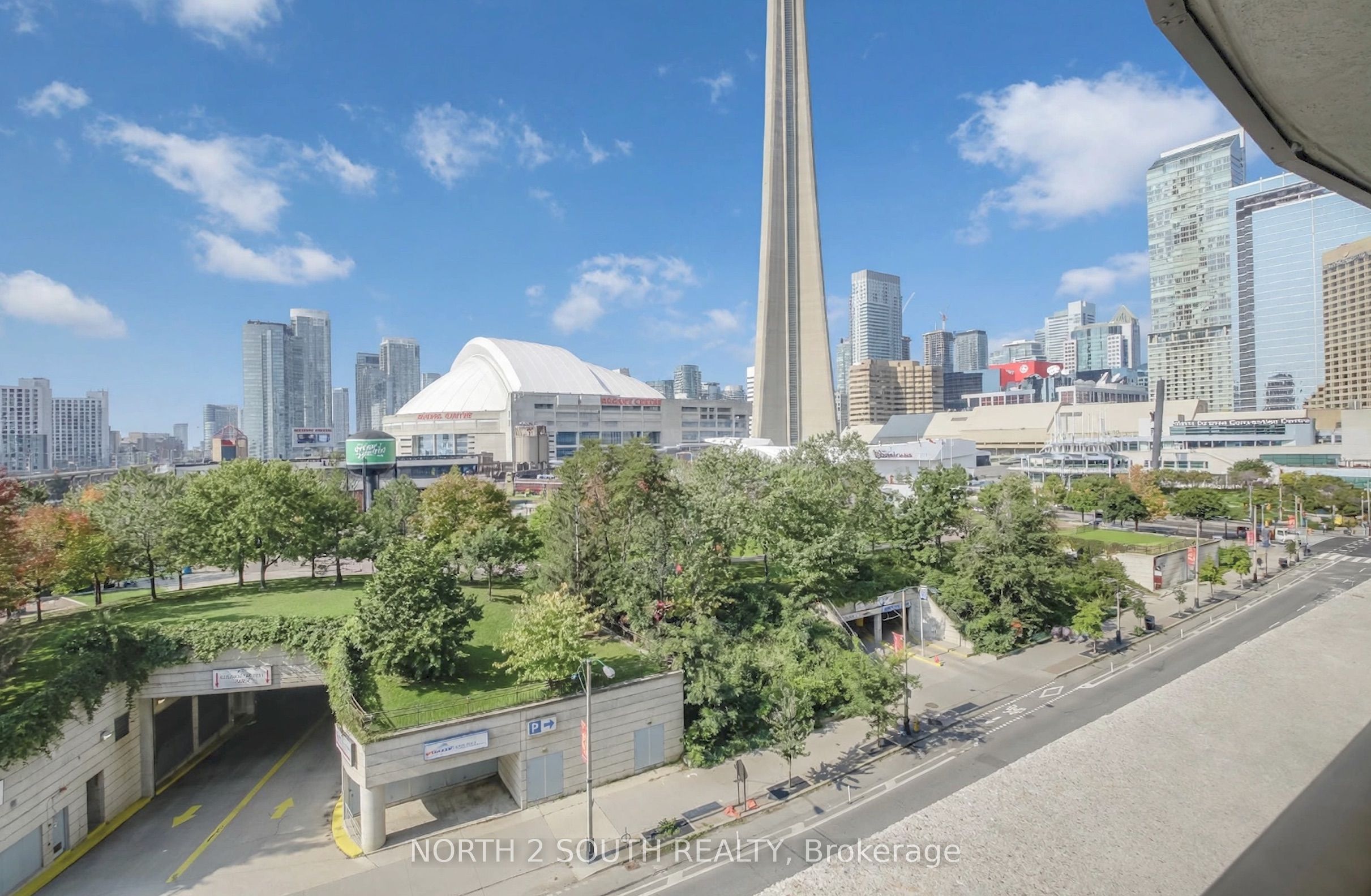 Unit 712 - 25 Lower Simcoe Street, Toronto 2