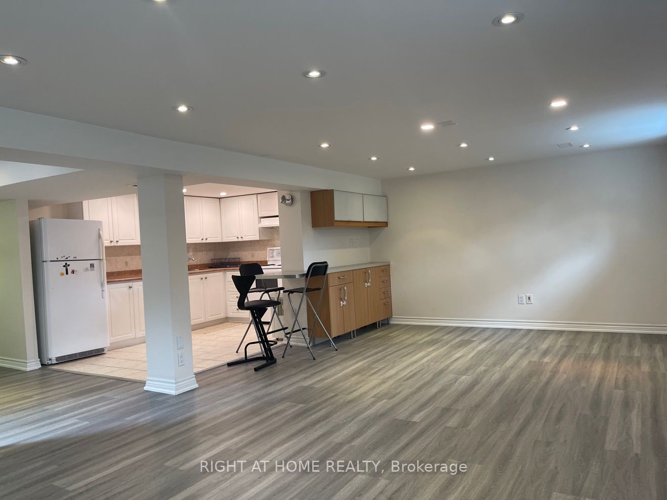 Unit Lower - 191 Princess Avenue, North York 5