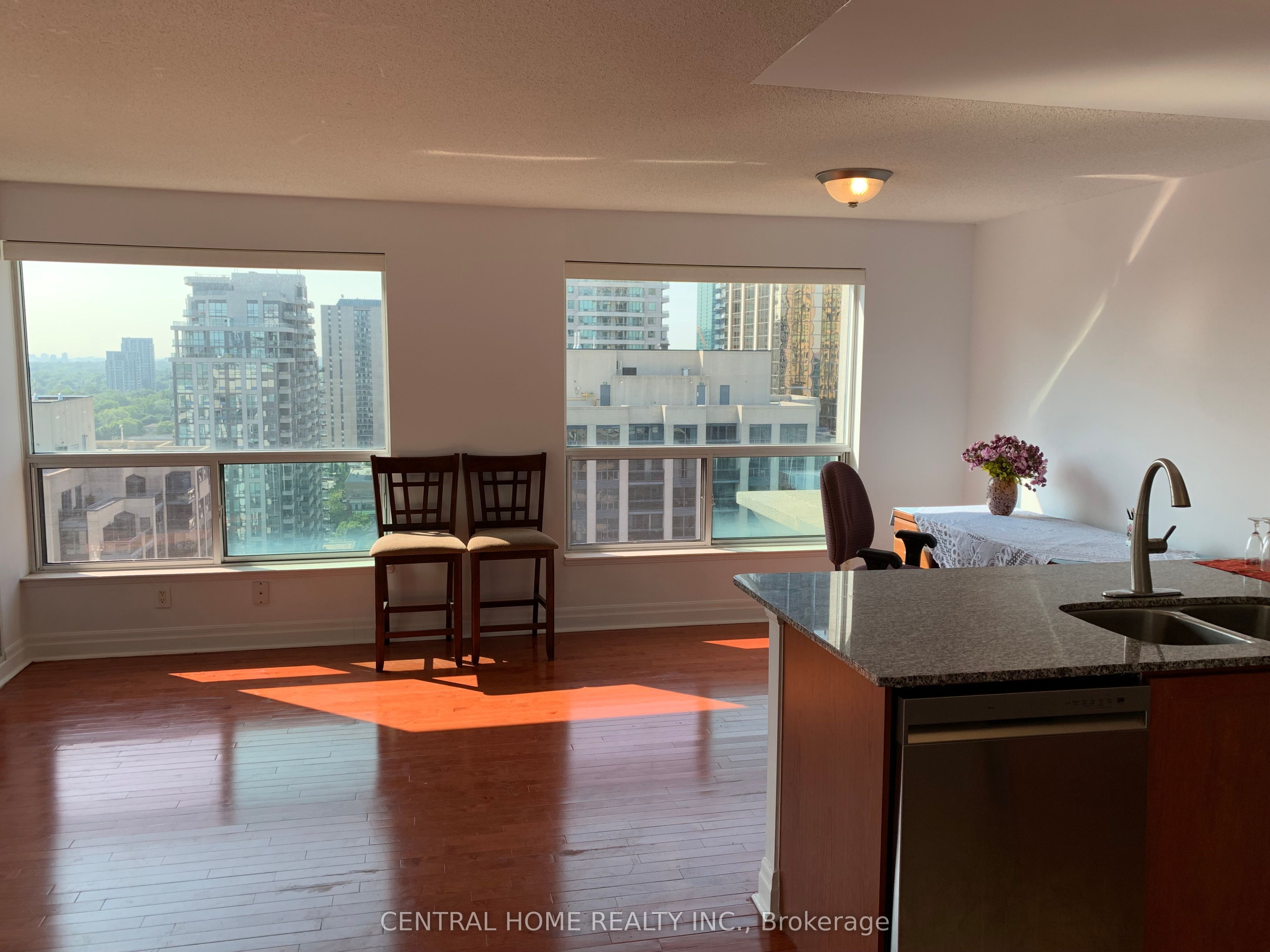 Unit 2203 - 21 Hillcrest Avenue, North York 4