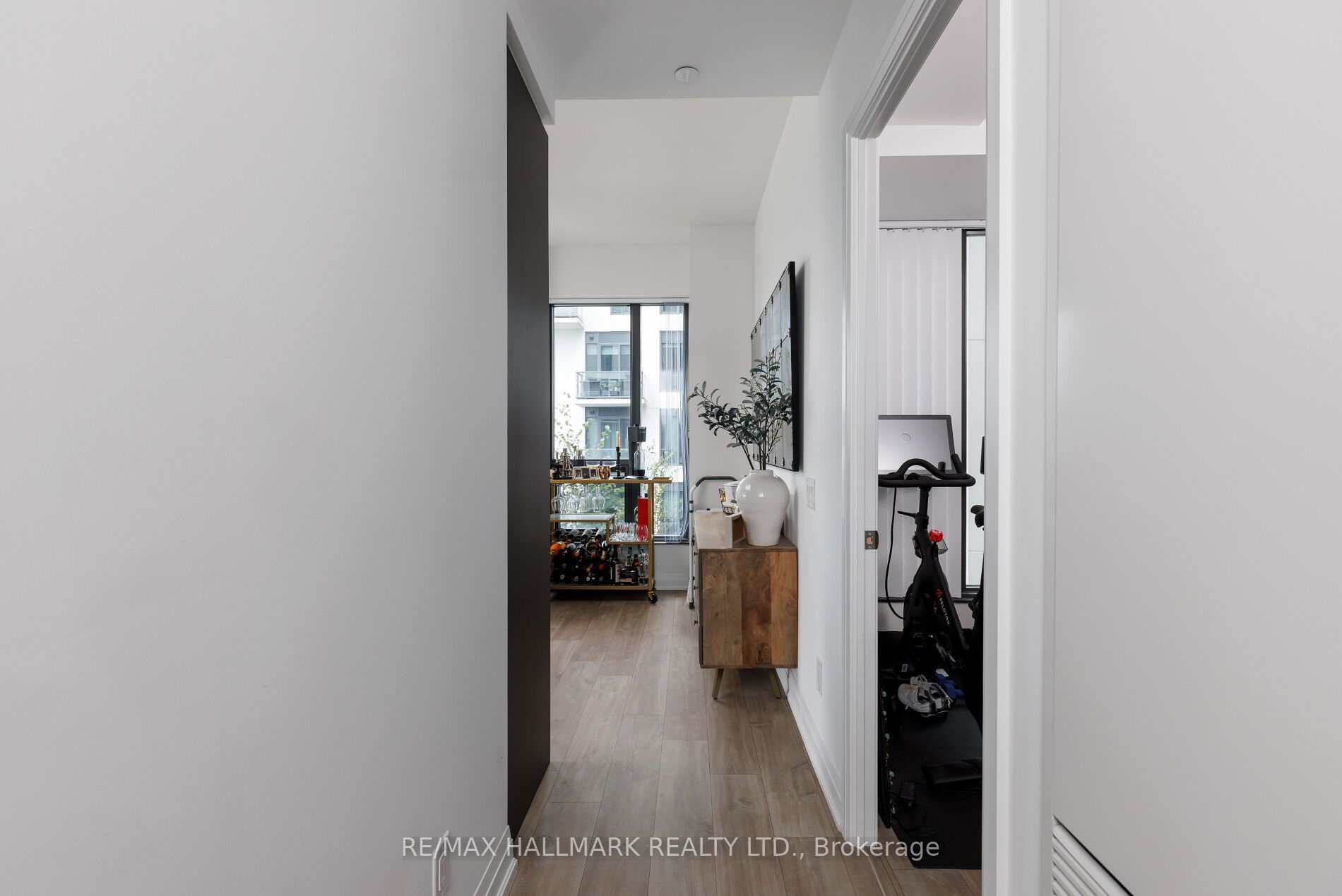 Unit 520 - 280 Howland Avenue, Toronto 4