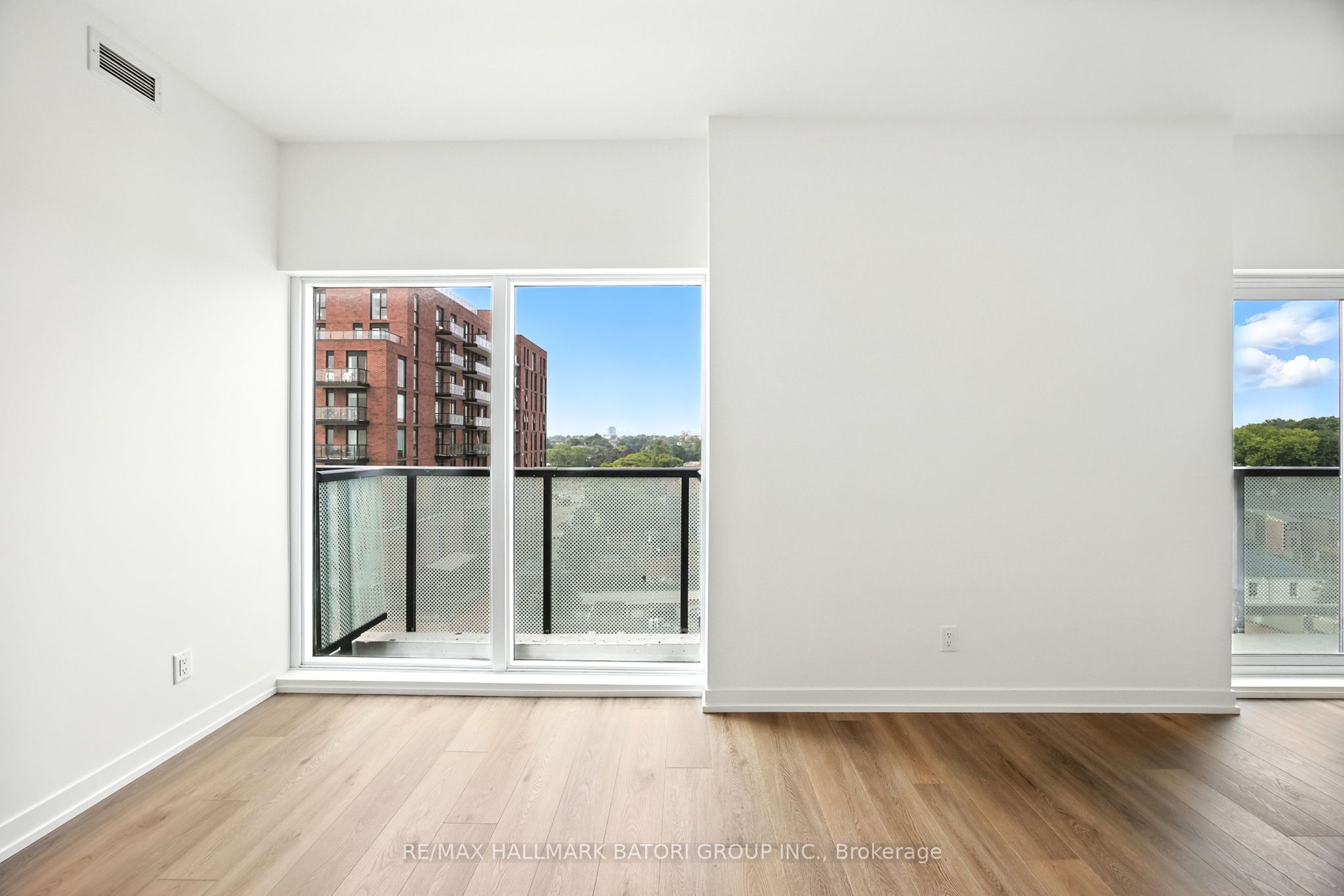 Unit 801 - 863 St. Clair Avenue W, Toronto 3
