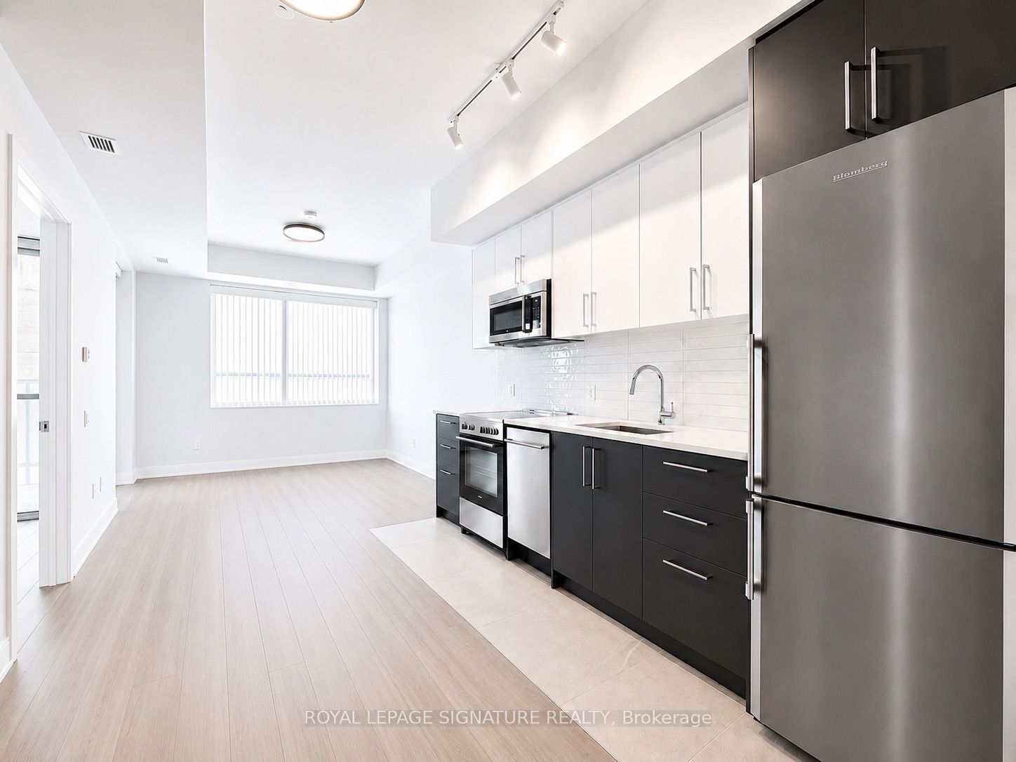 Unit 404 - 664 Spadina Avenue, Toronto 3