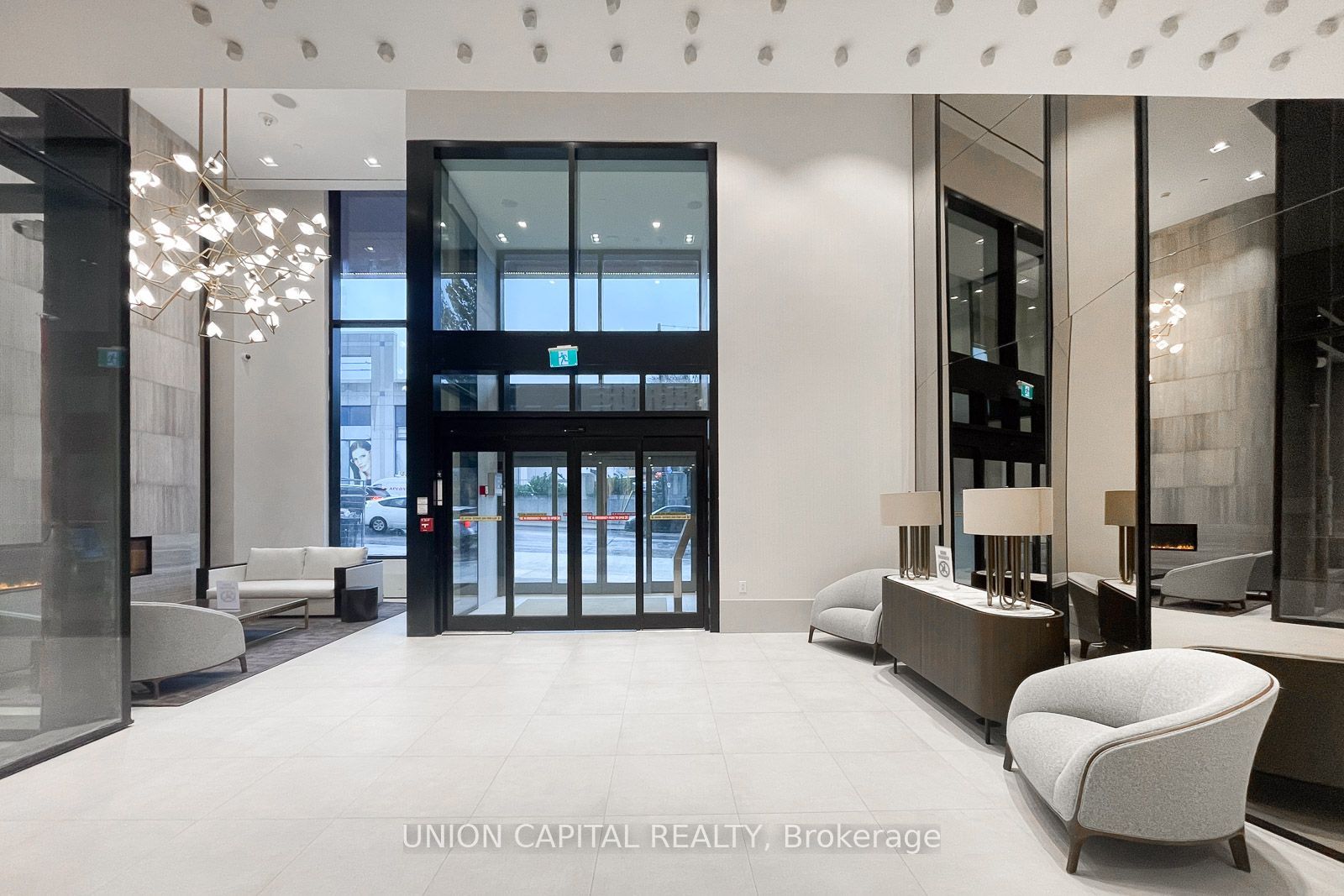 Unit 222 - 2020 Bathurst Street, Toronto 2