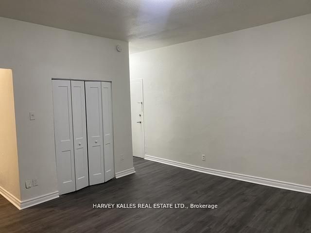 Unit B2 - 1582 Bathurst Street, Toronto 3