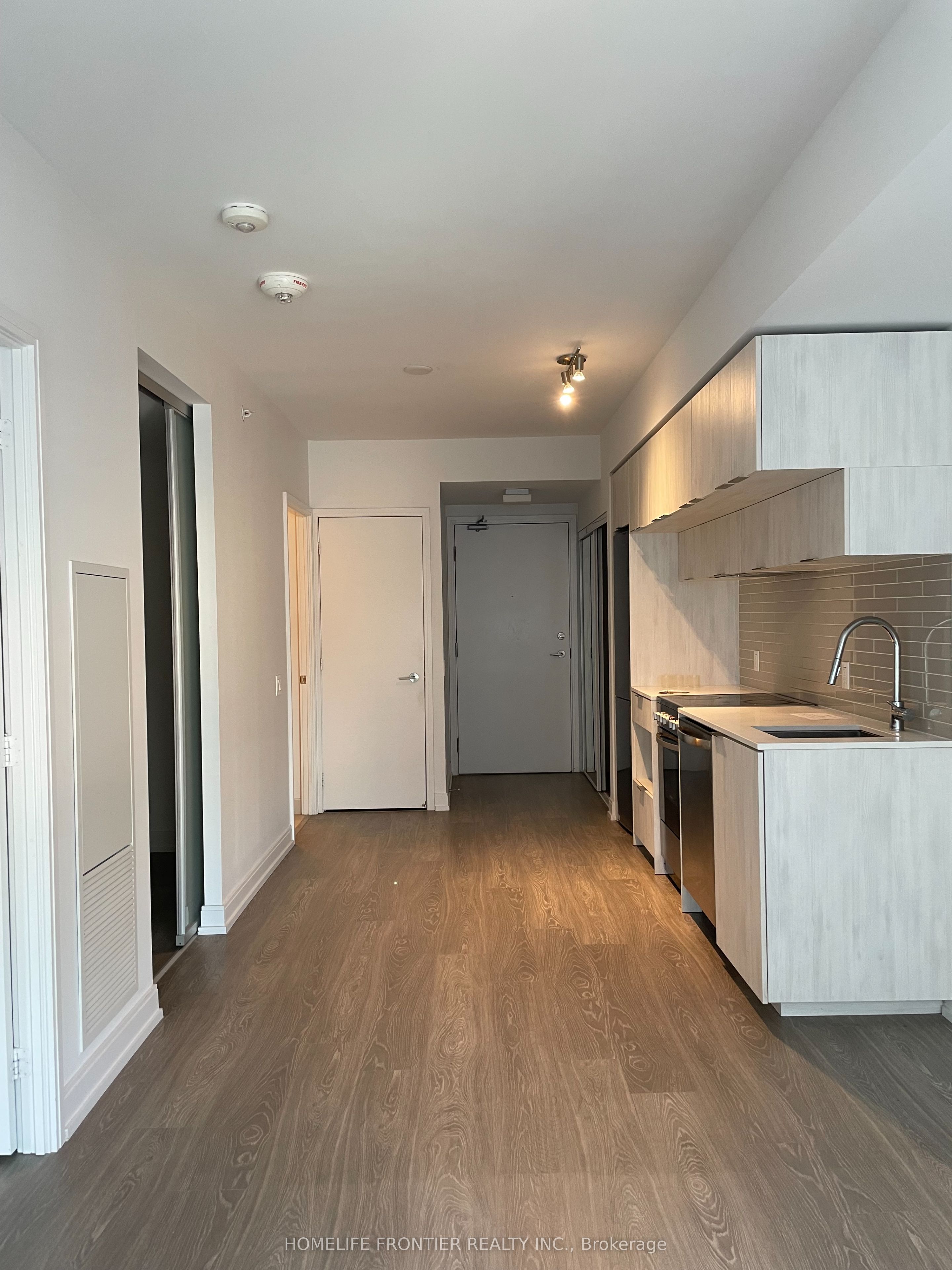 Unit 3212 - 181 Dundas Street E, Toronto 4