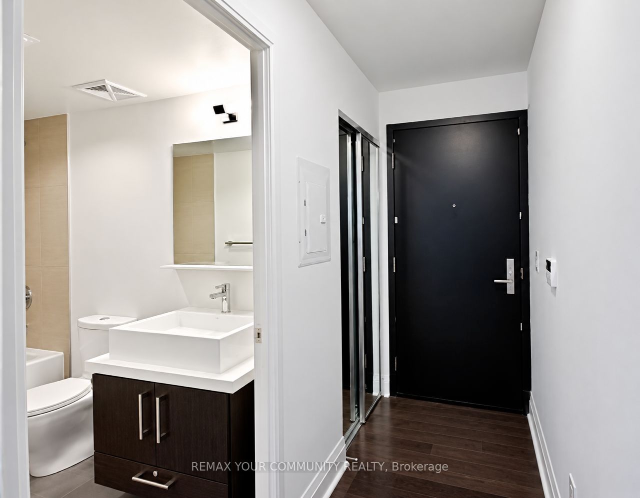 Unit 609 - 65 St Mary Street, Toronto 5