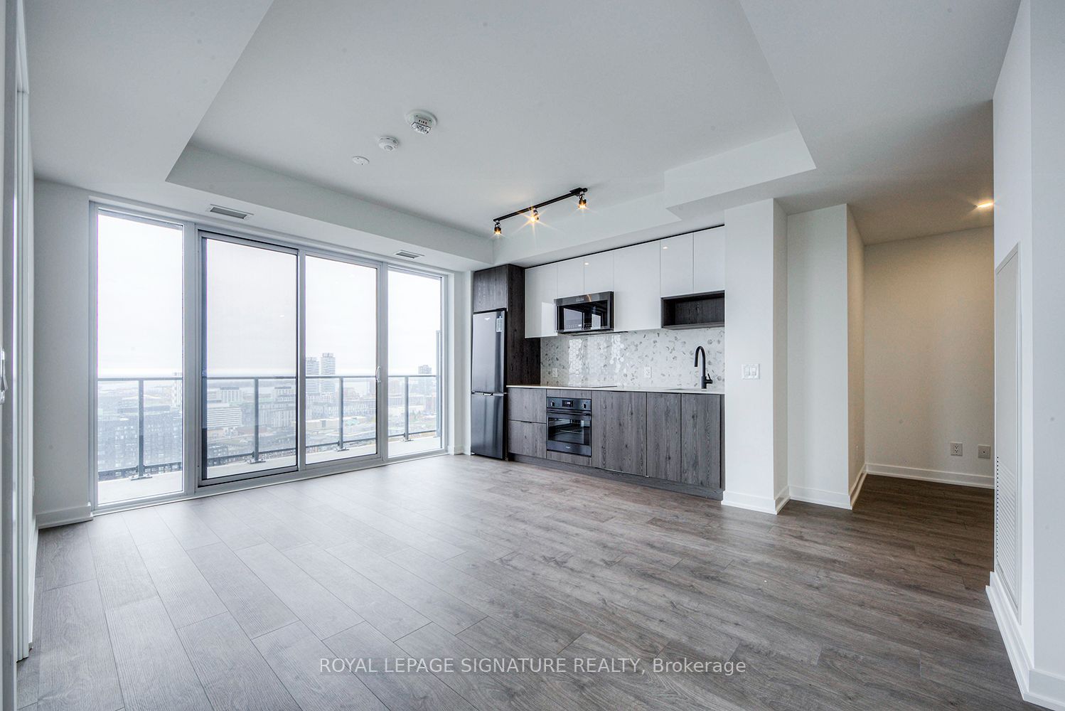 Unit 2702 - 5 Defries Street, Toronto 4