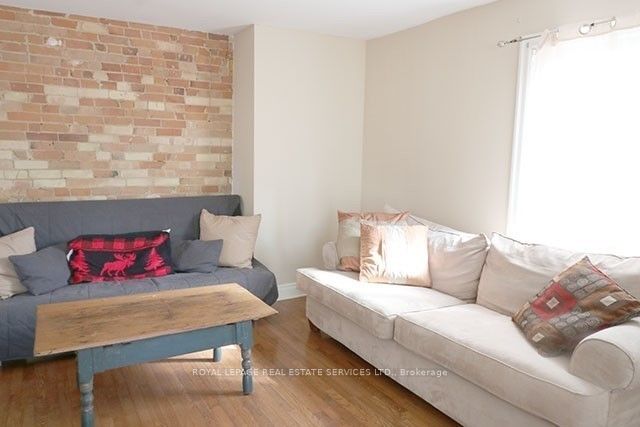 Unit 2 - 390 Huron Street, Toronto 3