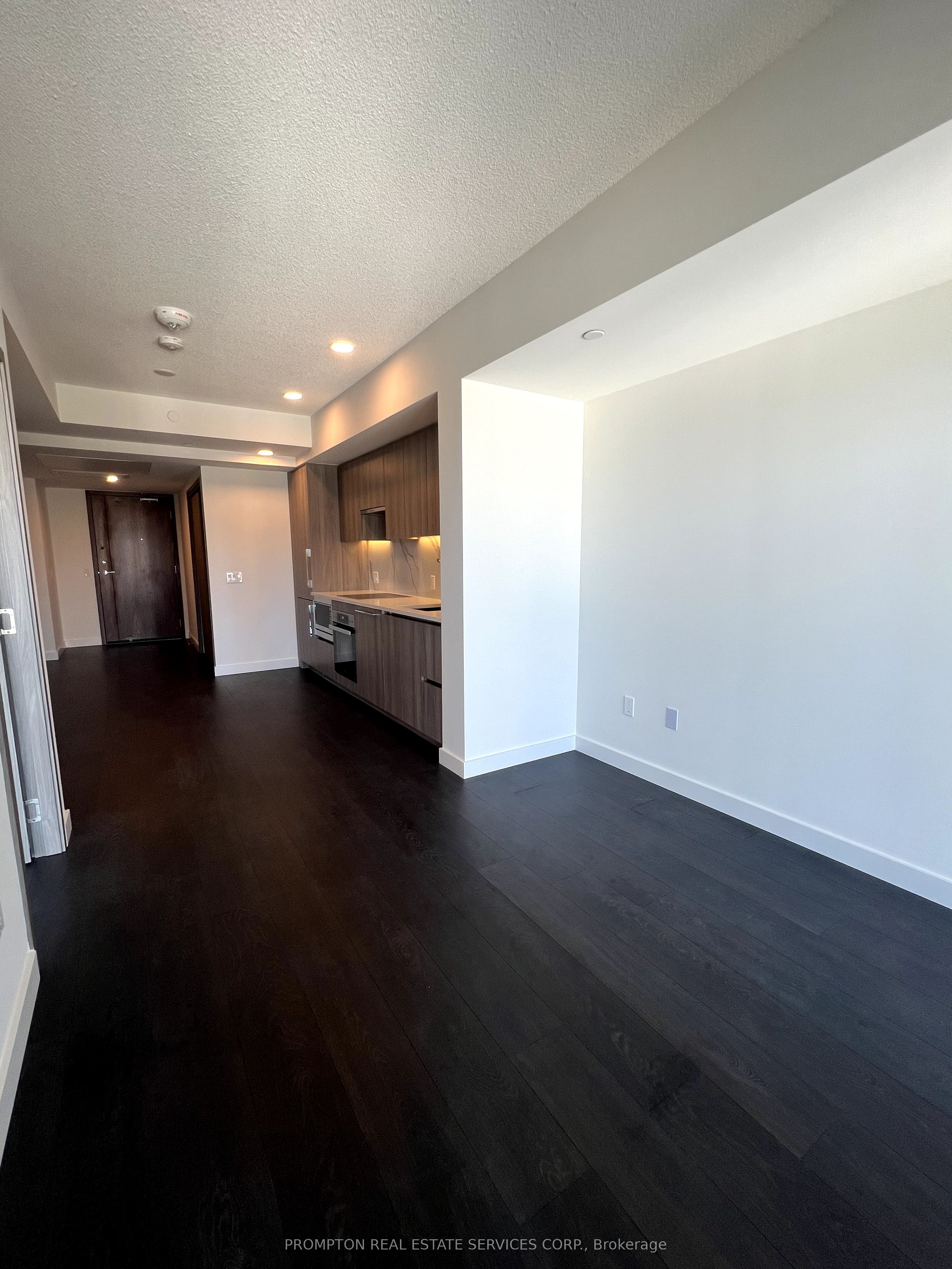 Unit 5009 - 3 Concord Cityplace Way, Toronto 4