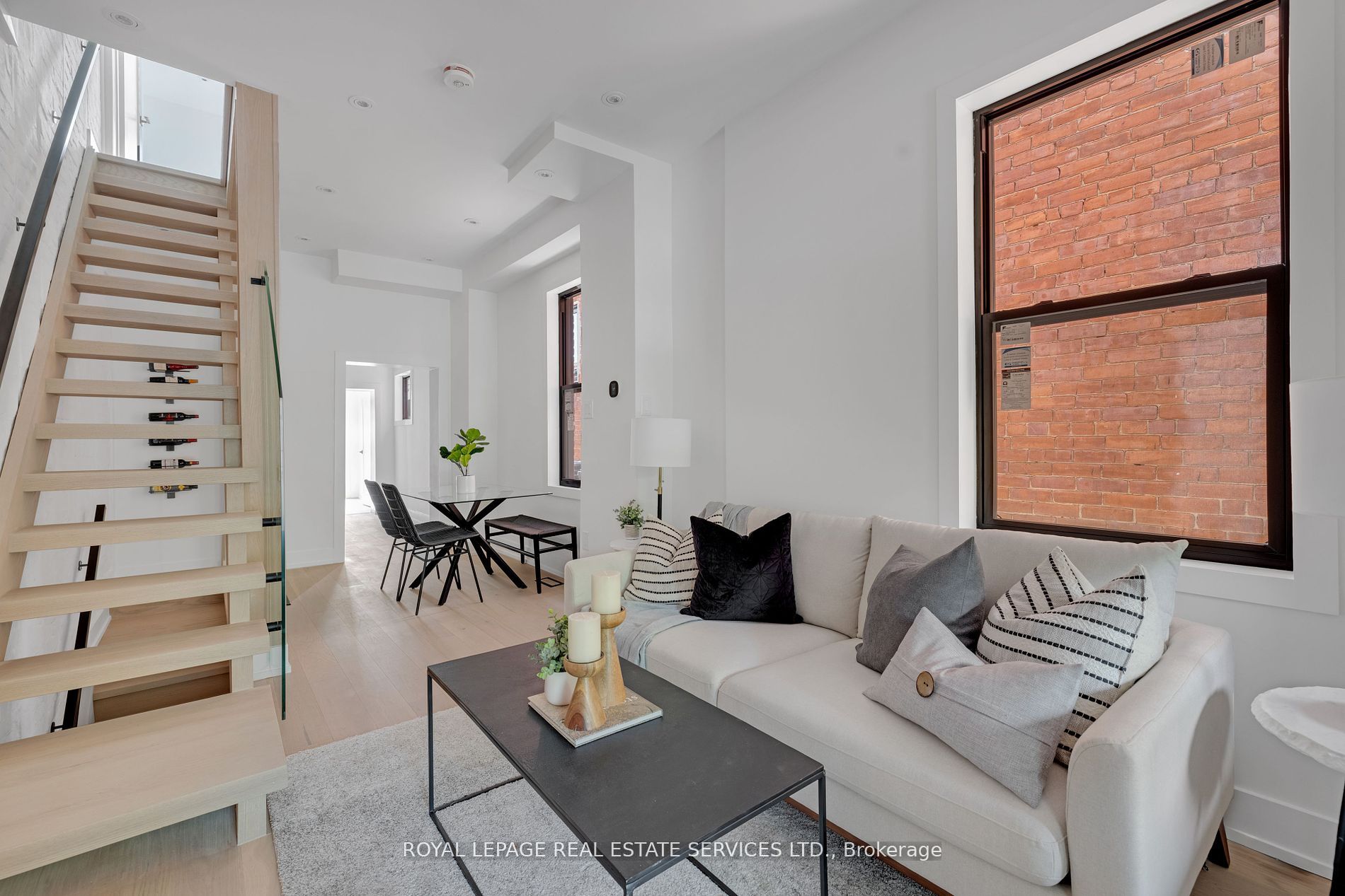 640 1 2 Euclid Ave
