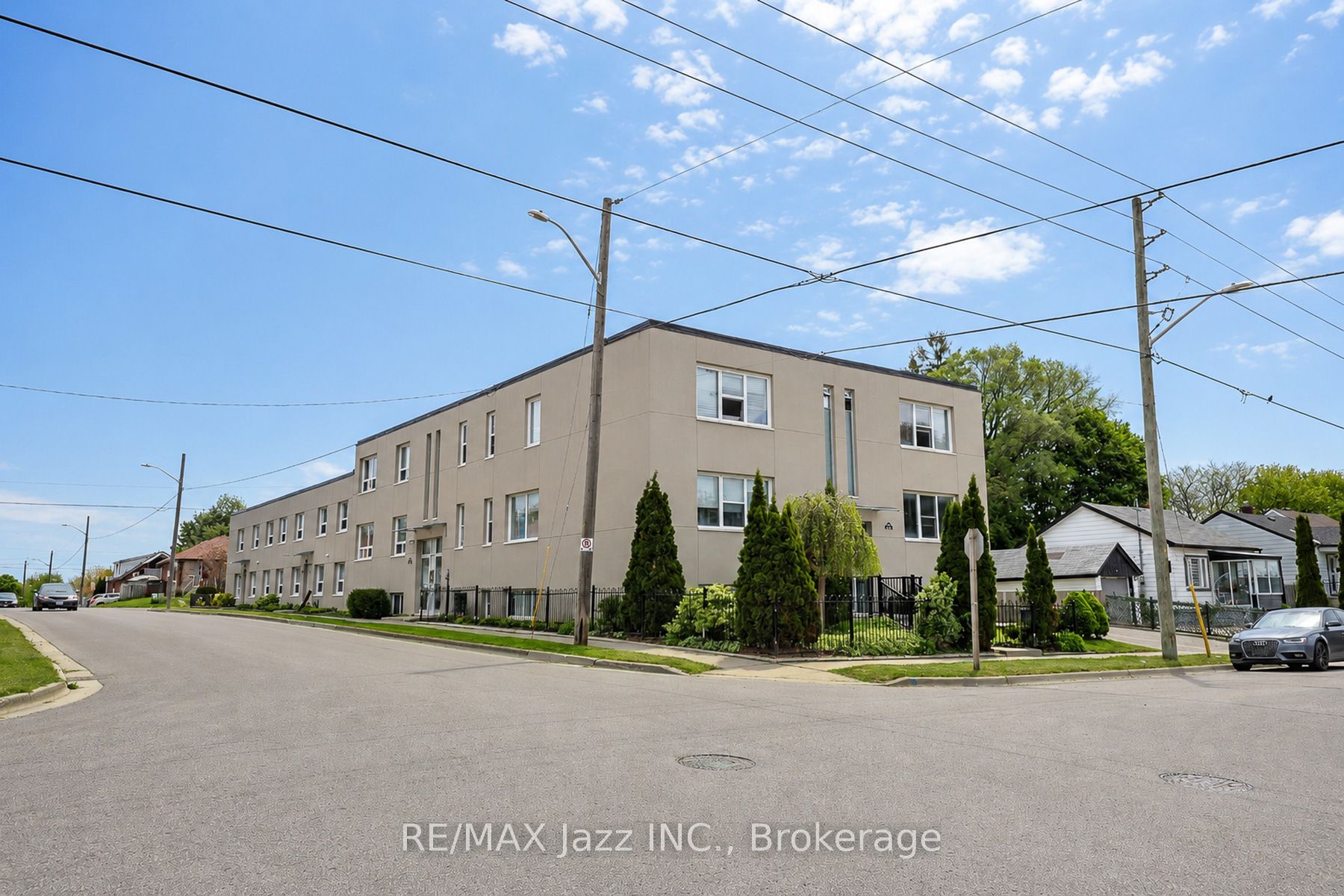 Unit 1 - 209 Stacey Avenue, Oshawa 2