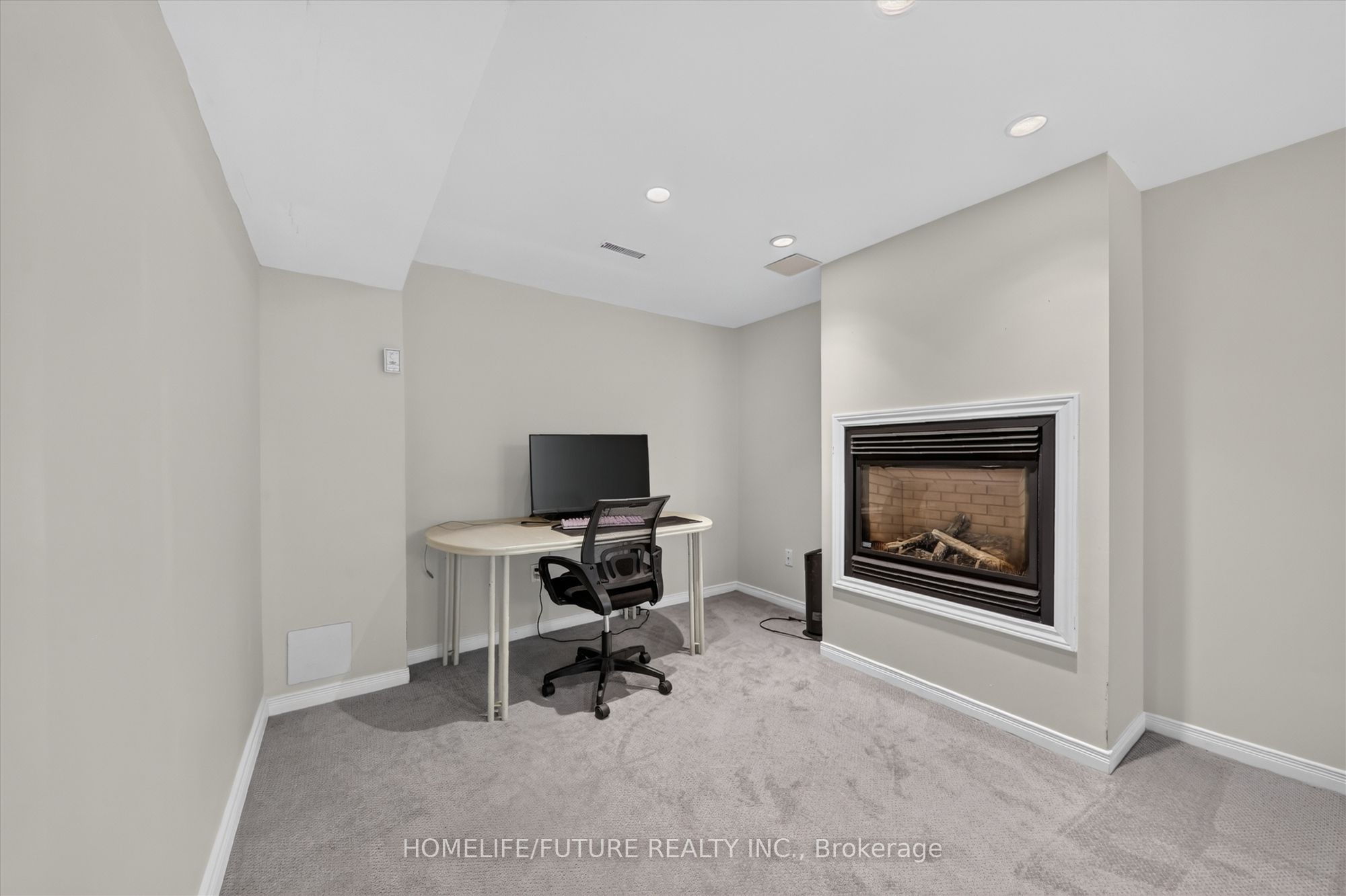 Unit Lower - 1580 Heathside Crescent, Pickering 5