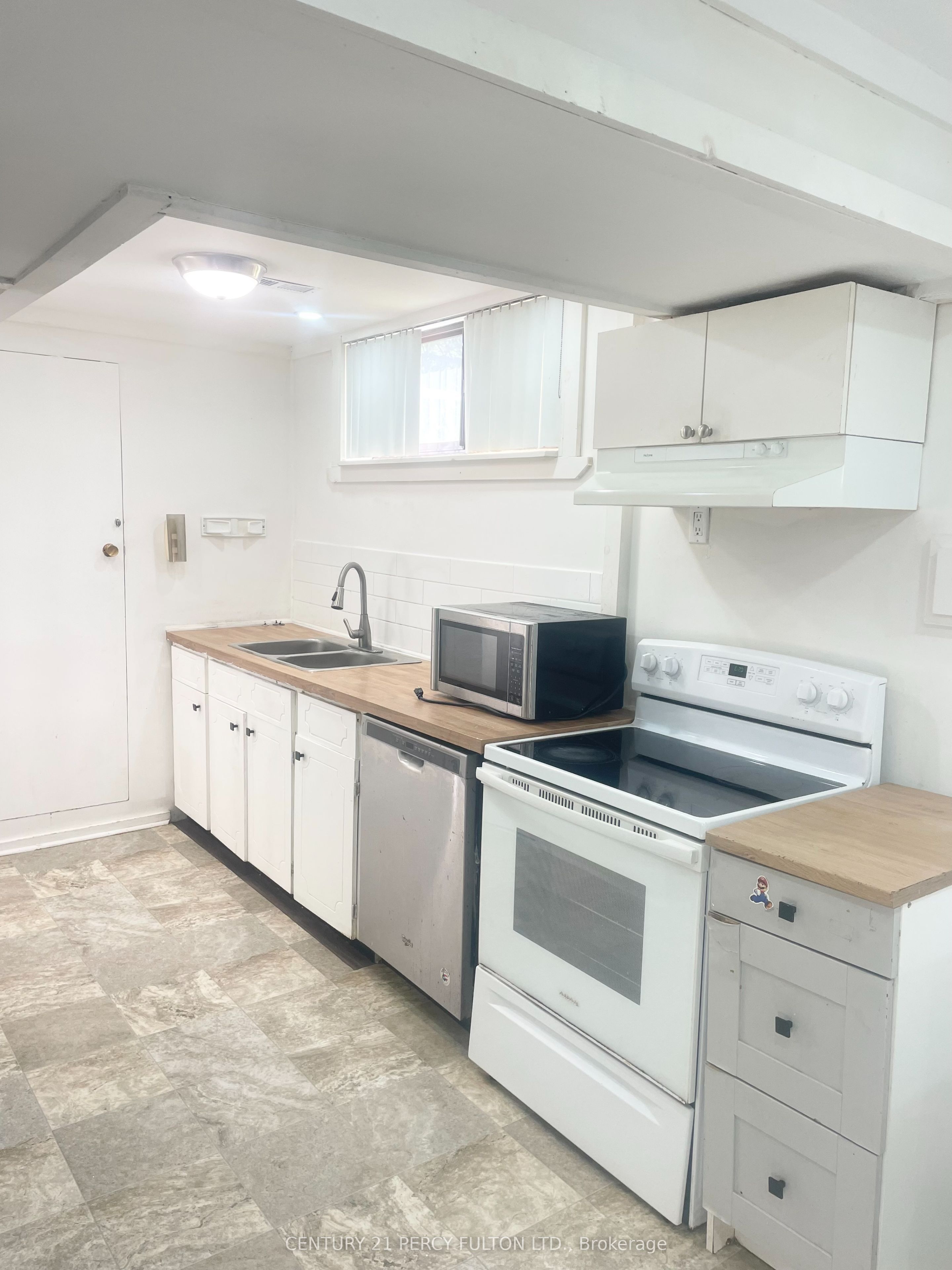 Unit Bsmt - 26 Flintwick Drive, Scarborough 3
