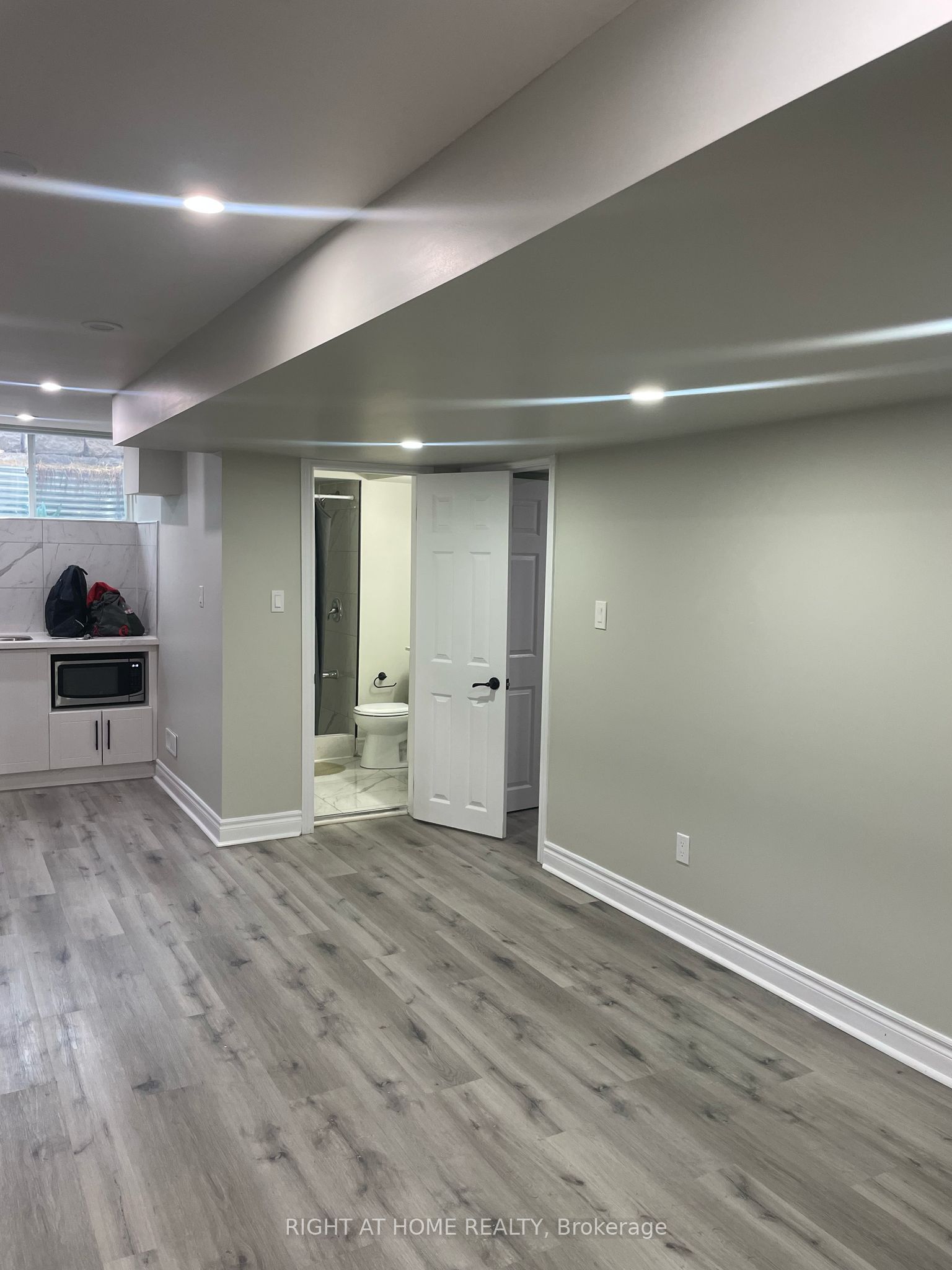 292 Windfield Farm Drive, Oshawa 3
