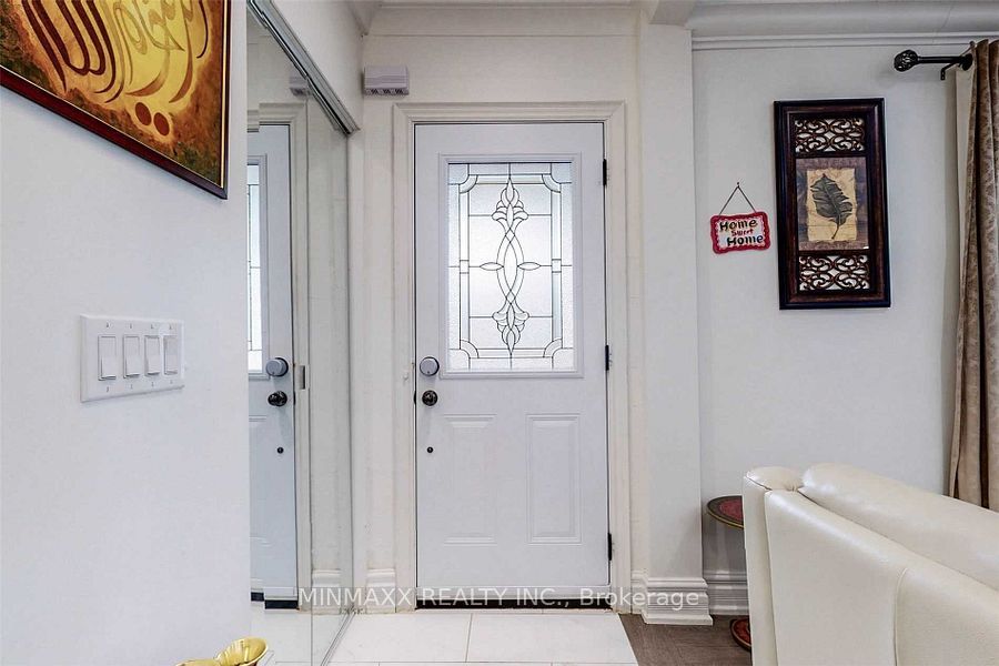 Unit Basement - 3 Fairway Drive, Scarborough 2