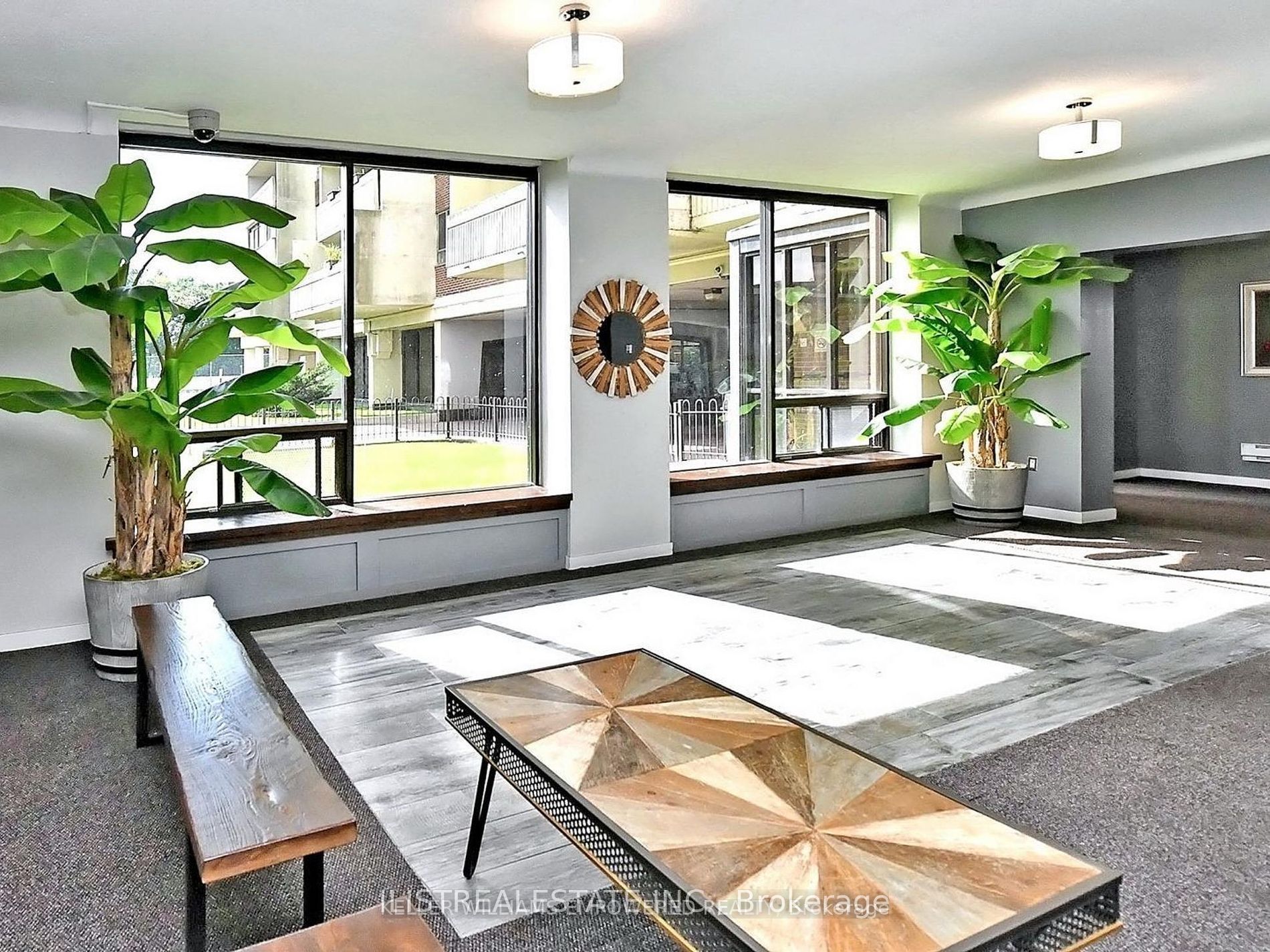 Unit 407 - 5 Massey Square, Toronto 2