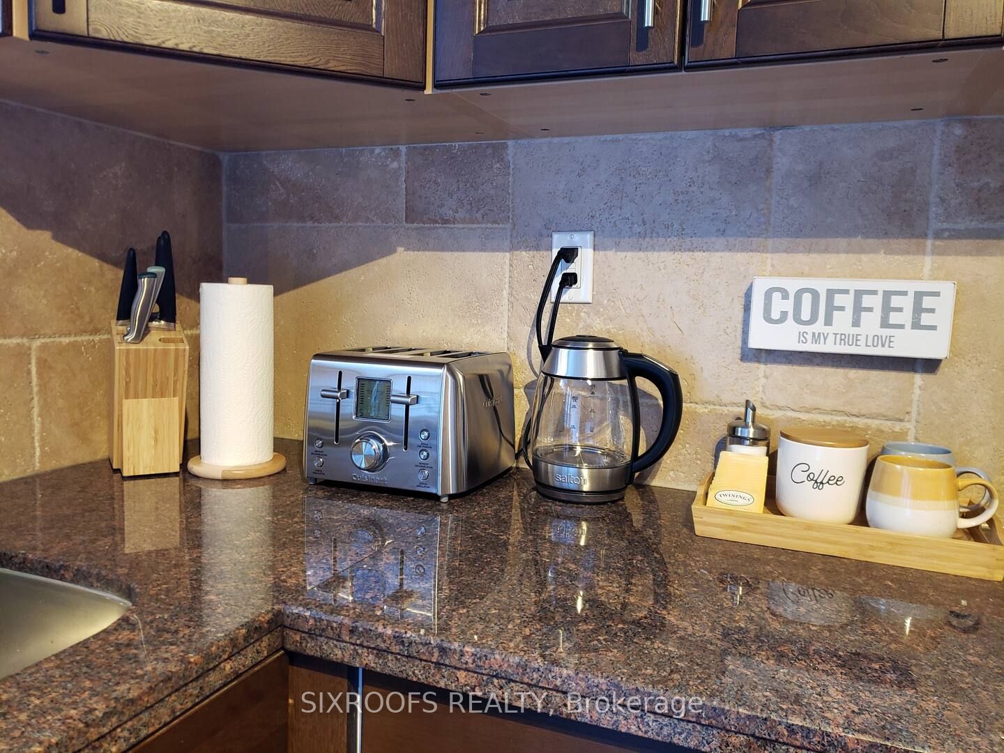 29 Dunkirk Road, Toronto 4