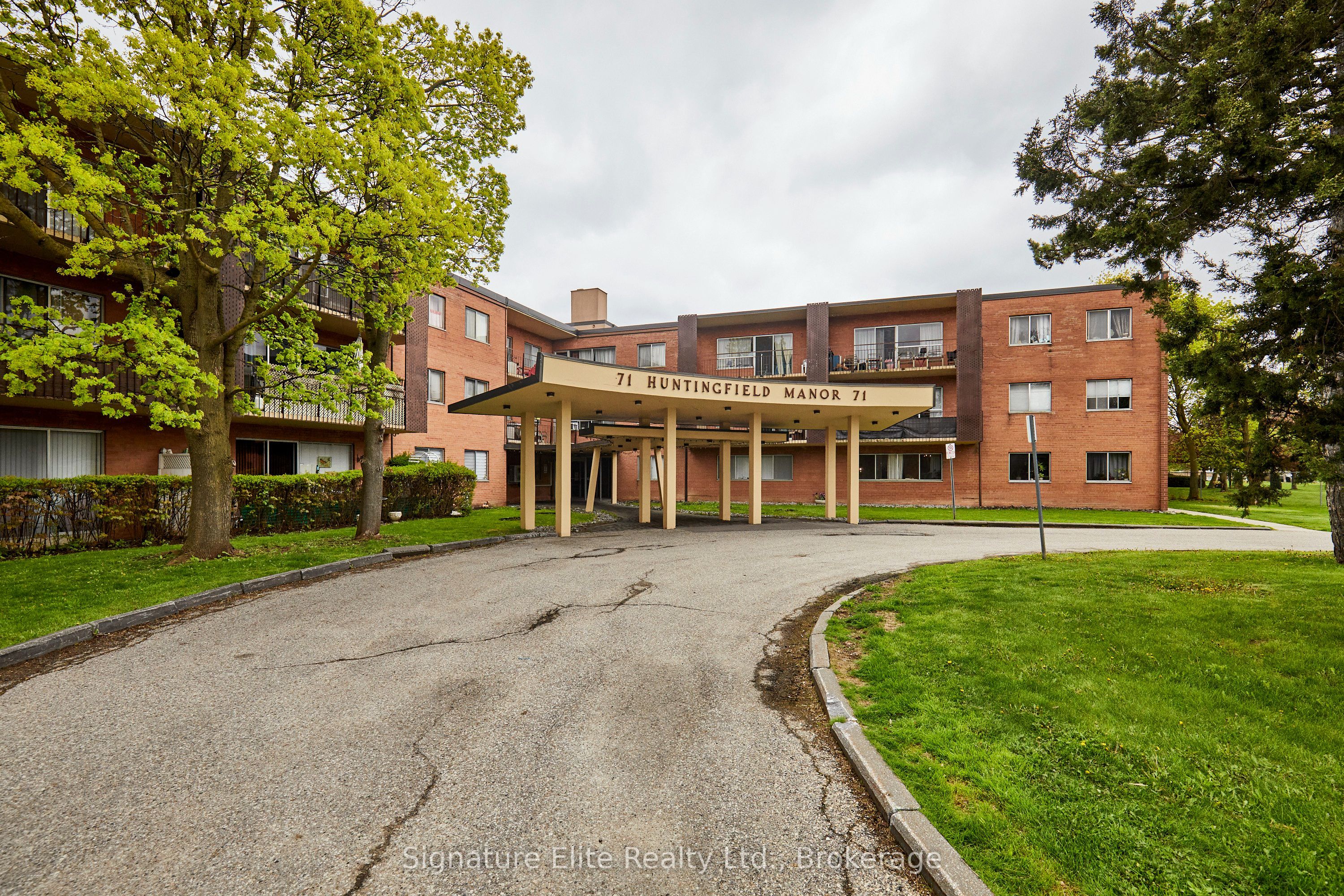 Unit 324 - 71 Guildwood Parkway, Scarborough 2