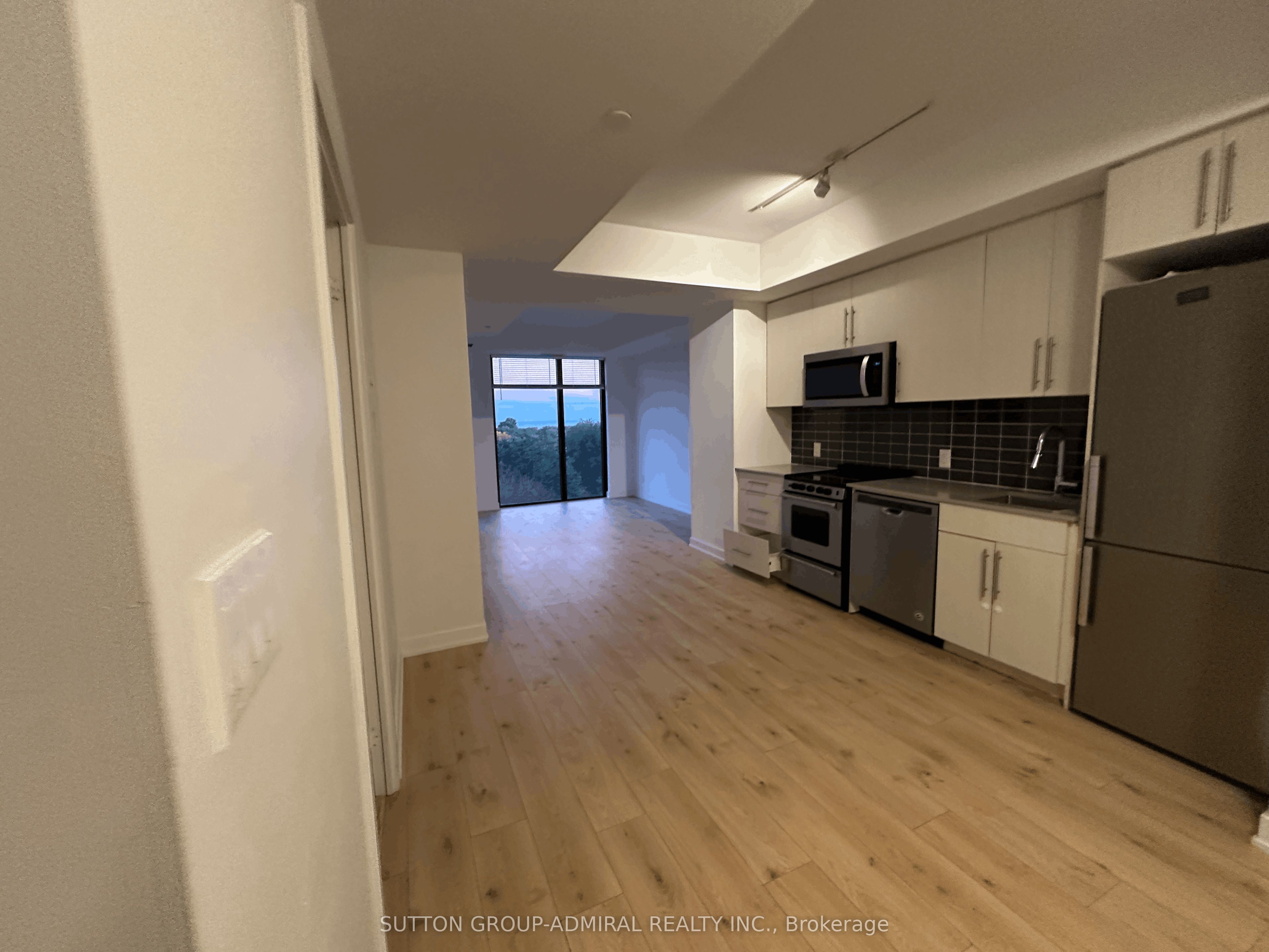 Unit 724 - 2799 Kingston Road, Scarborough 4